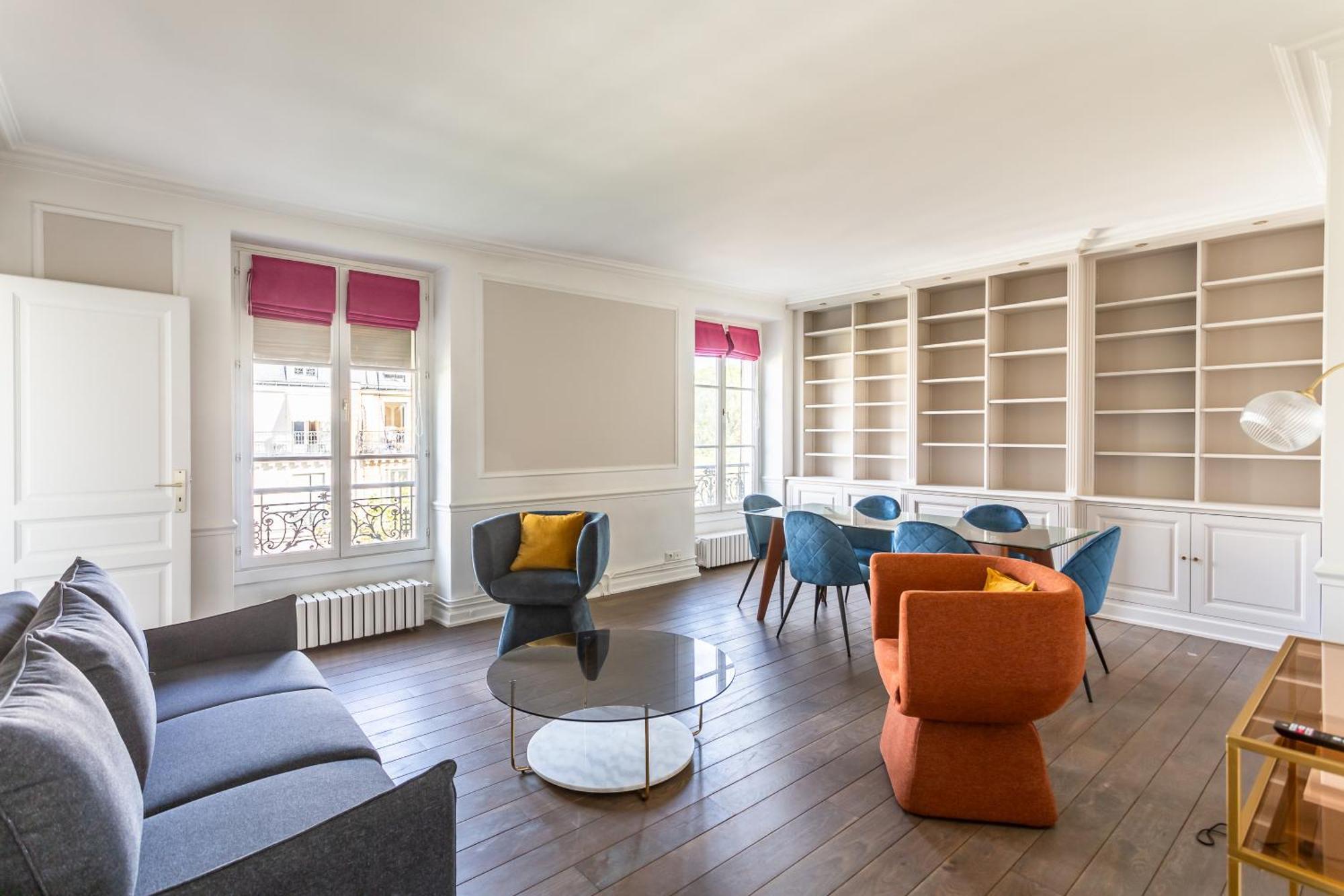 The Maubourg Eiffel Tower Apartment