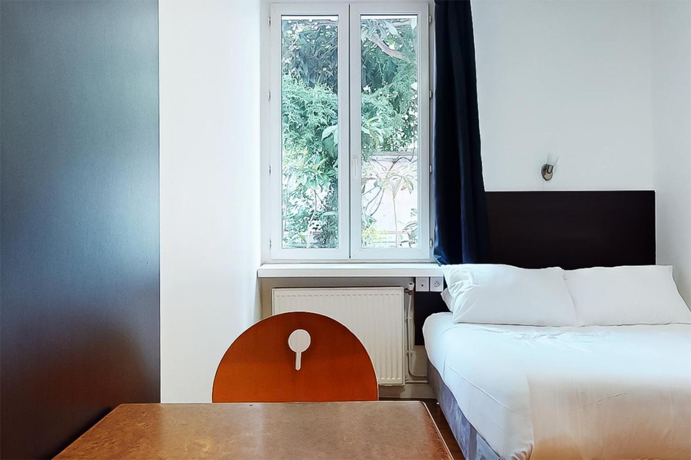 Hotel De Menilmontant Paris
