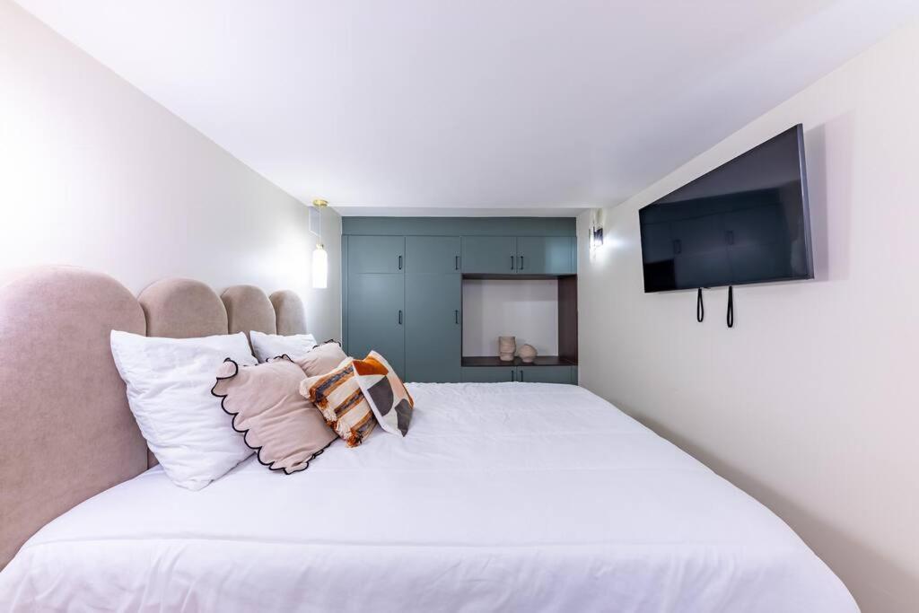 New Spacious 4 Star Family In Chic 16th District Appartamento Parigi