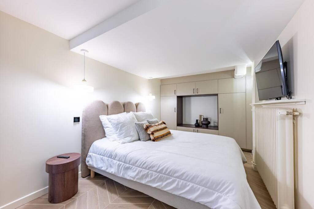 New Spacious 4 Star Family In Chic 16th District Parigi