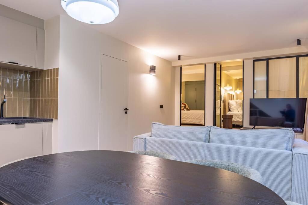 New Spacious 4 Star Family In Chic 16th District Appartamento *