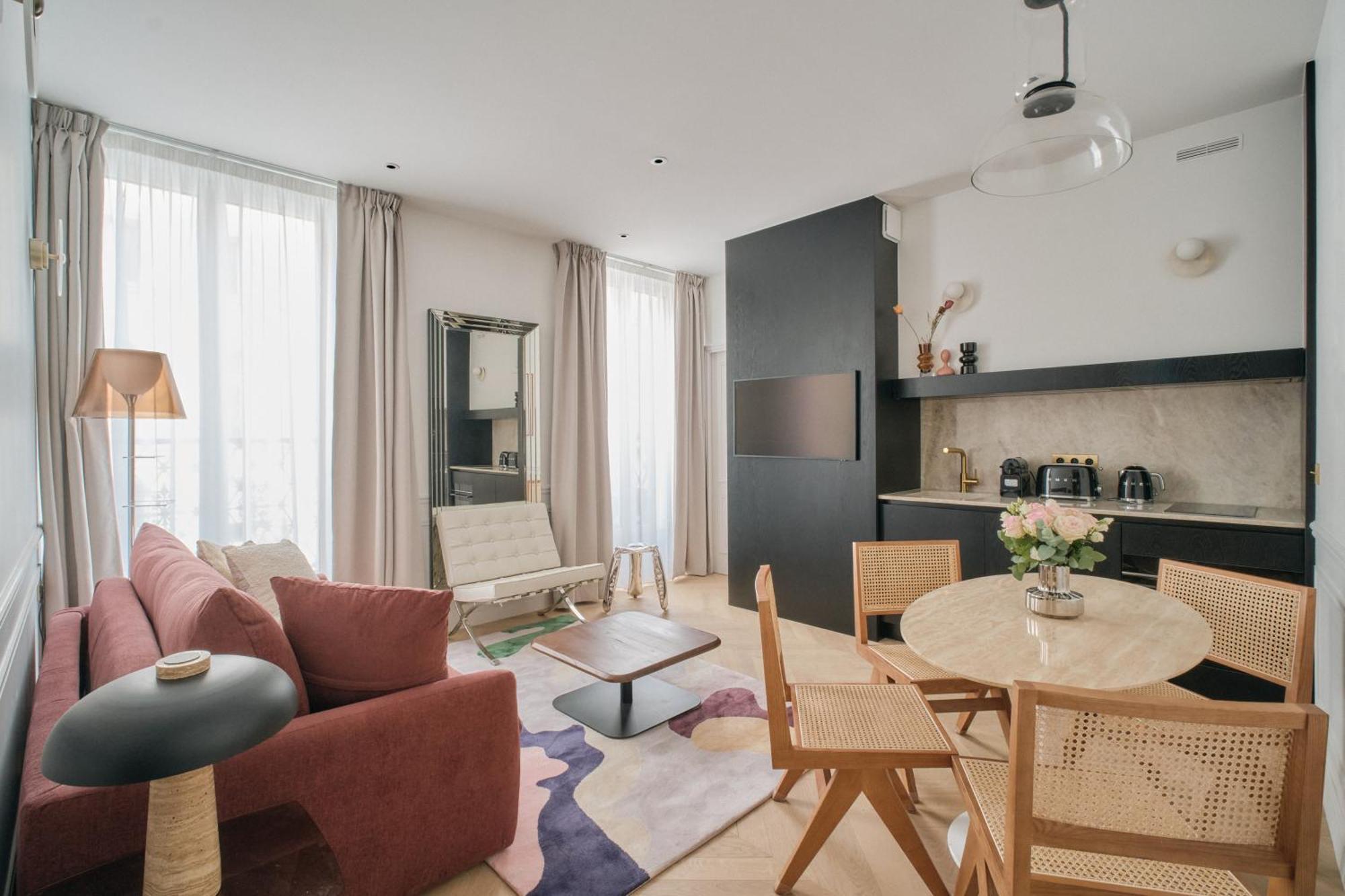 Nestay Les Halles Aparthotel Parigi