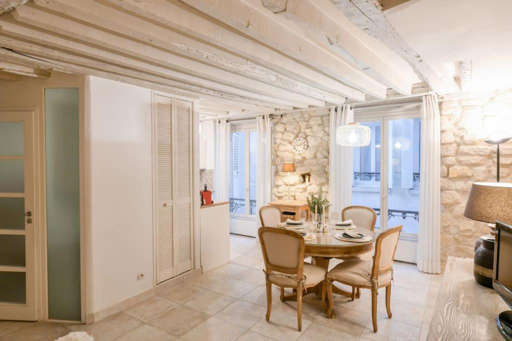 Cosy En Plein Marais Apartment *