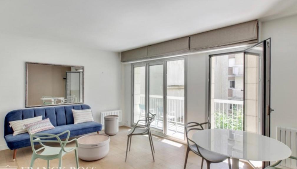 Apartment Another Attractive Flat Near By St-germain, St-placide *