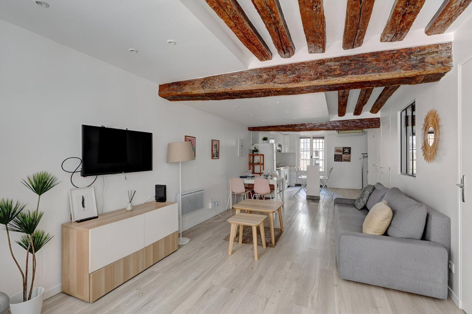 Bluestay 112 - Elegant A Apartment Paris