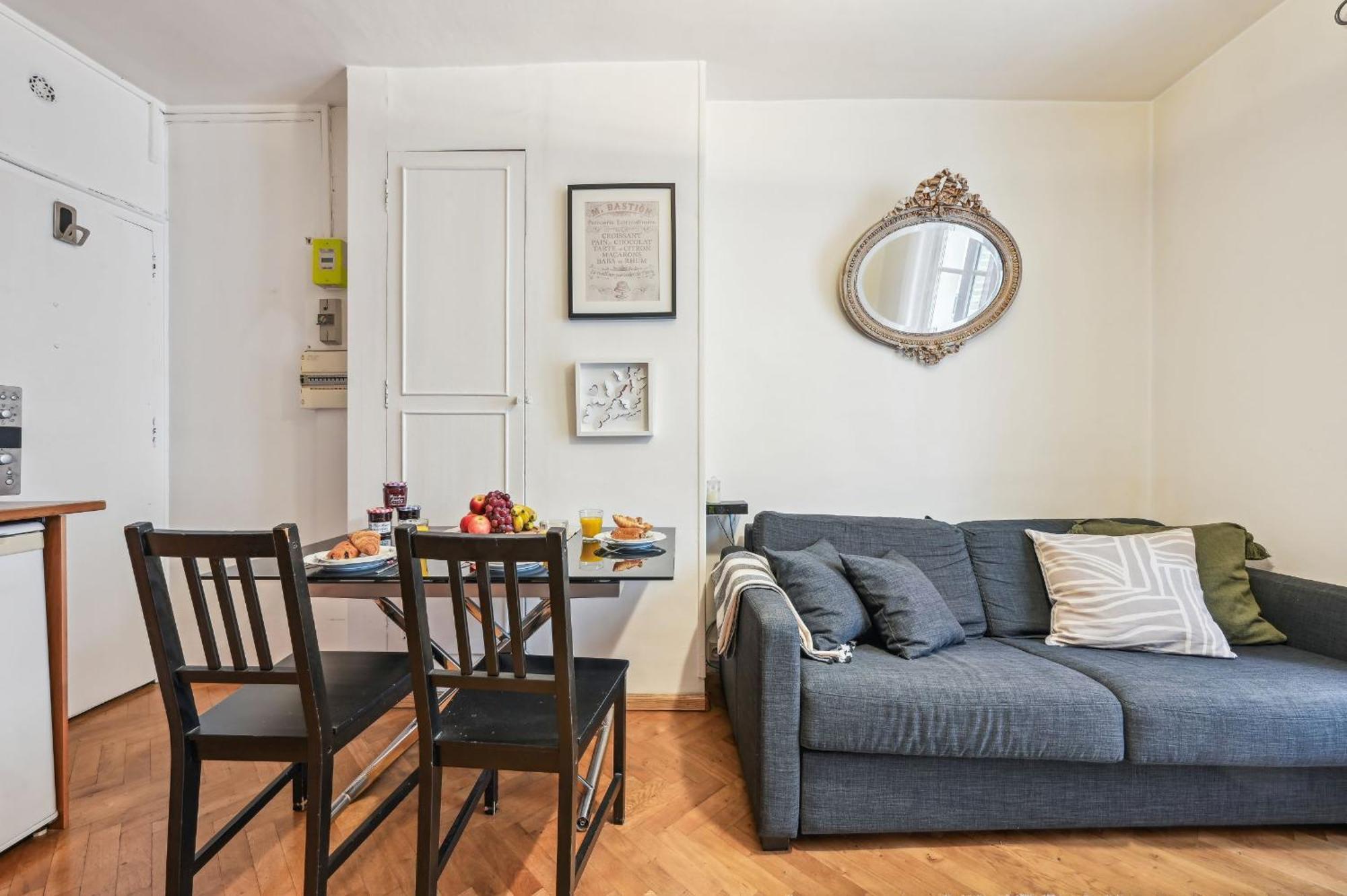 Eiffel Tower & Des Invalides - 1br - Cityapartmentstay Appartamento
