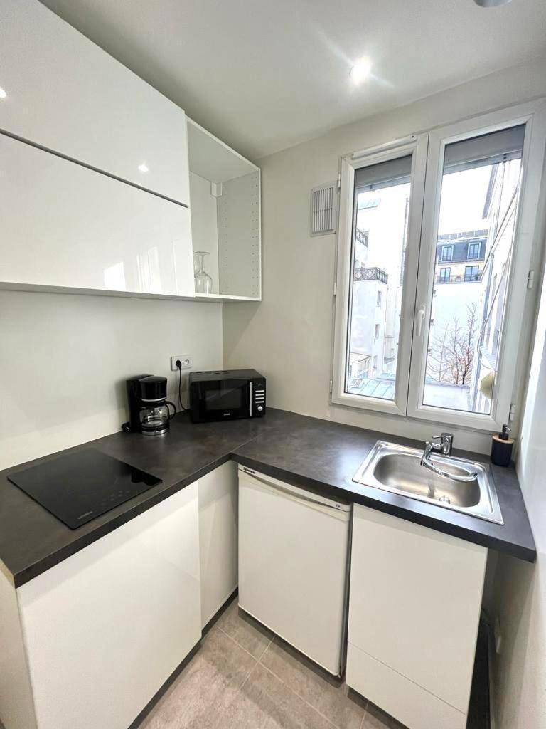 Cosy Calme Et Tres Bien Situe Appartamento Parigi