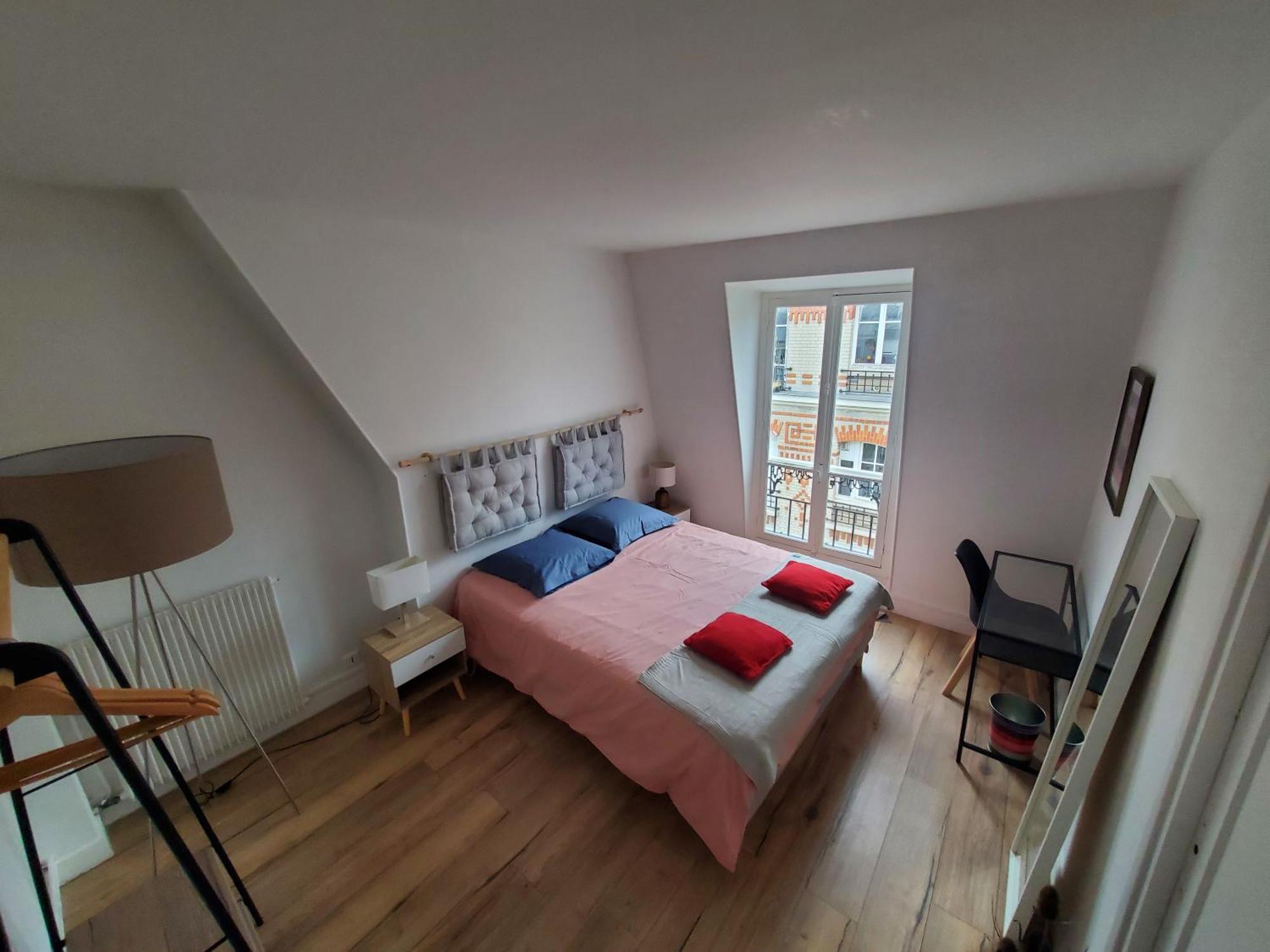 Bed & Breakfast Guest - R&m Parigi