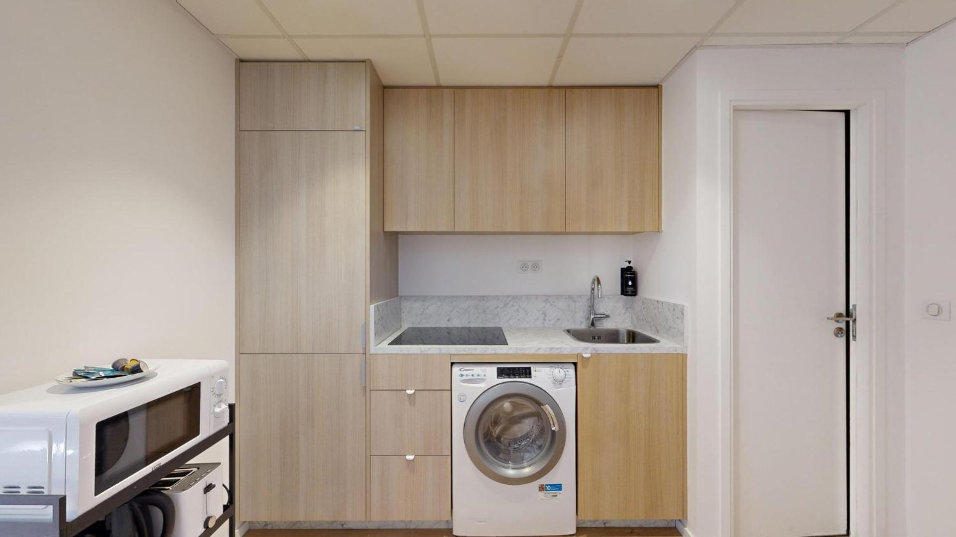 314 Monnier - Superb In Parigi