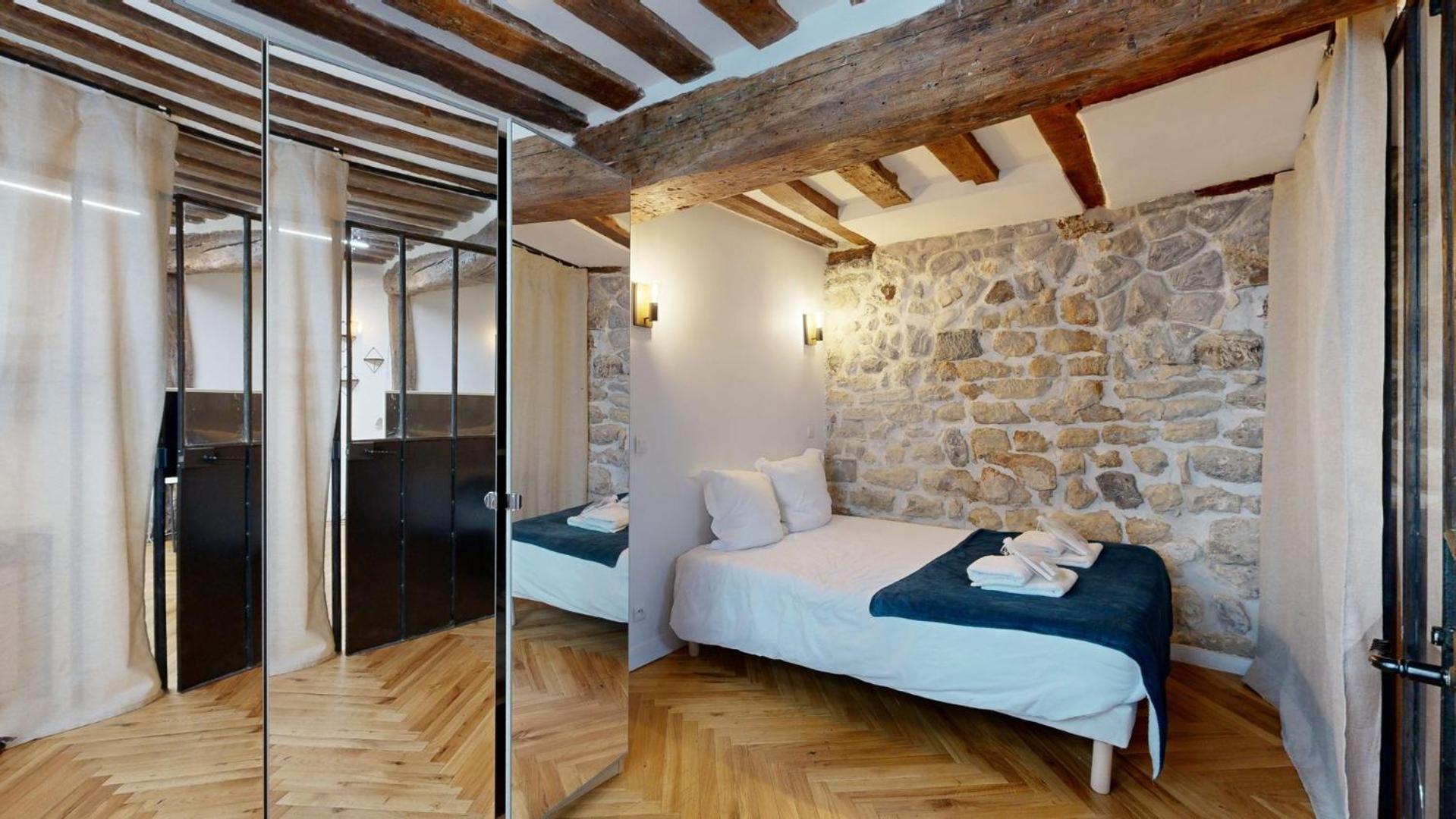 323 Louis - Superbe A Apartment Paris