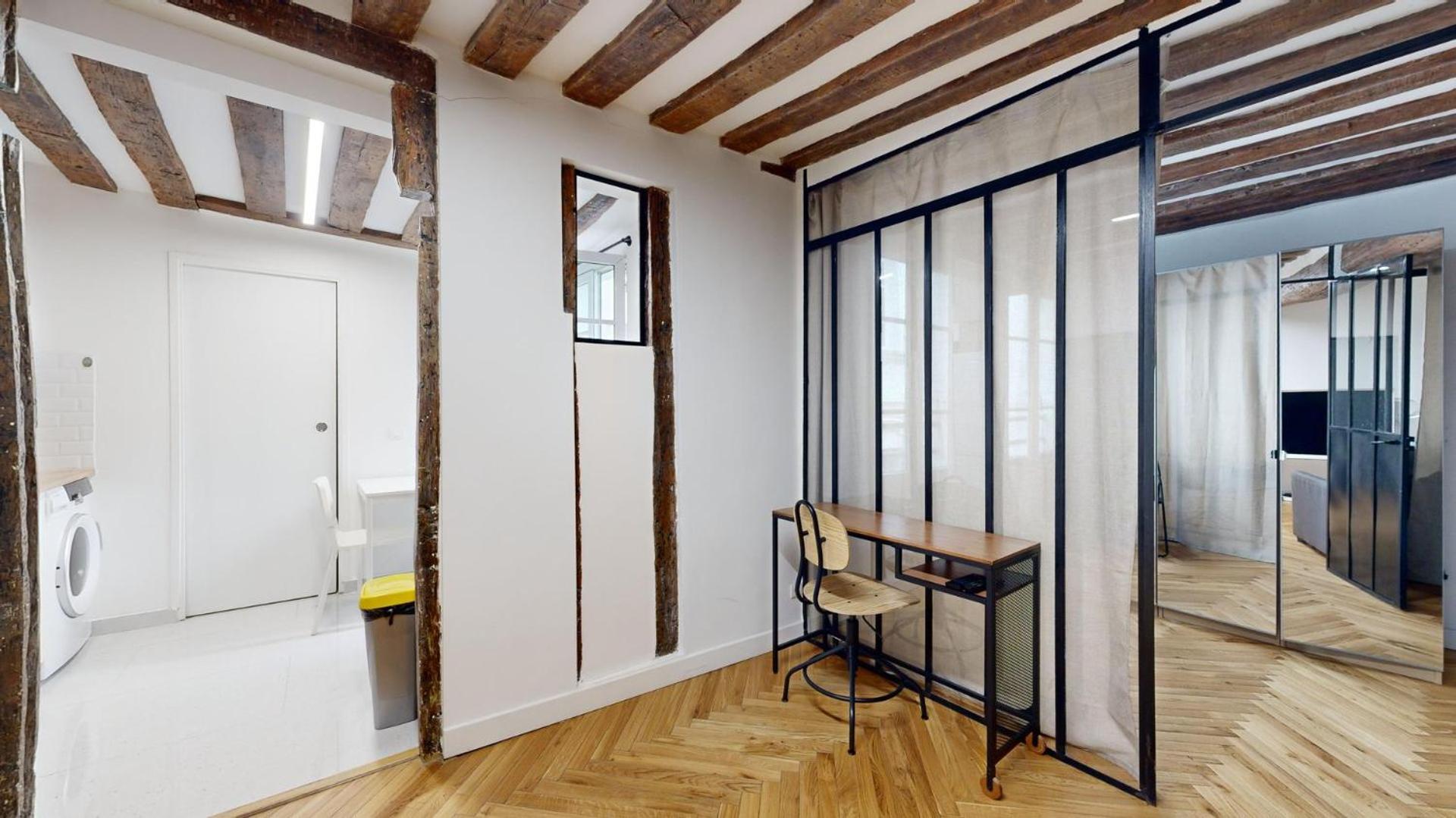 323 Louis - Superbe A * Paris