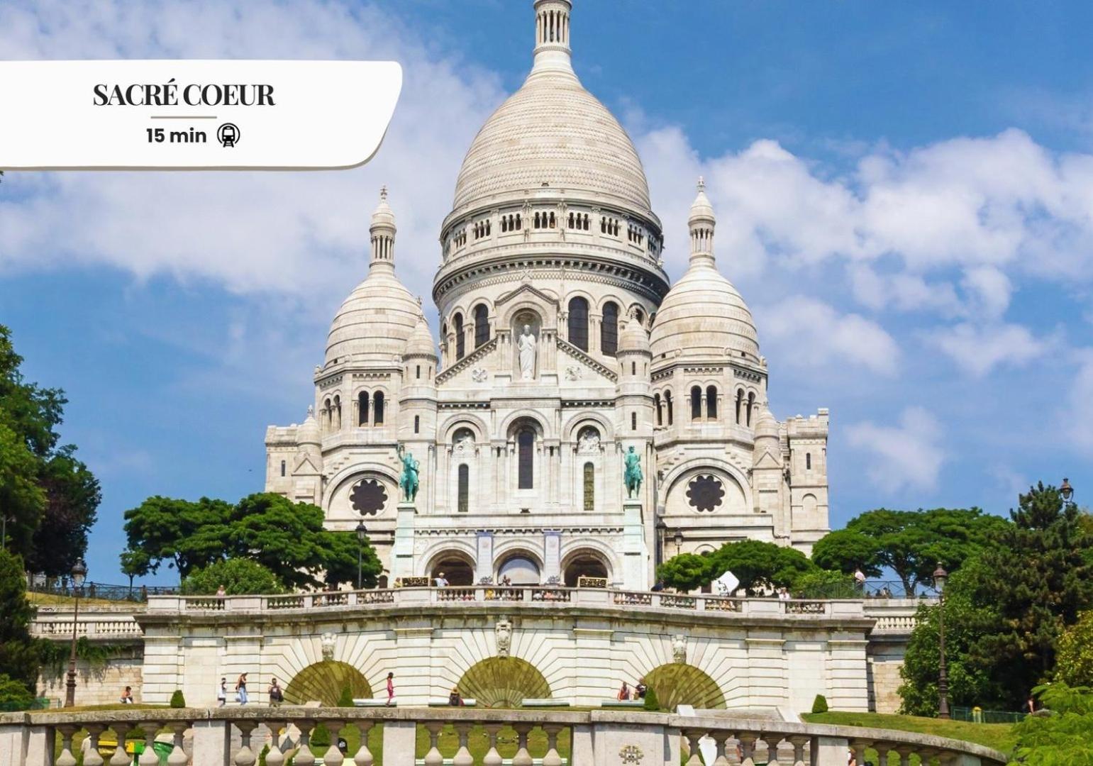 343 Jad - Superbe A Parigi