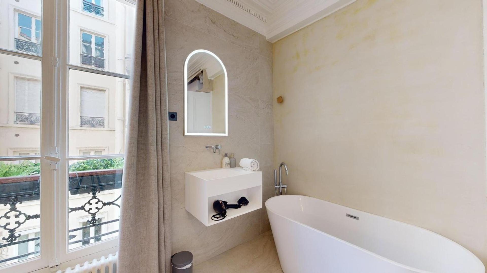 Apartment 358 Madeleine - Superbe A Paris