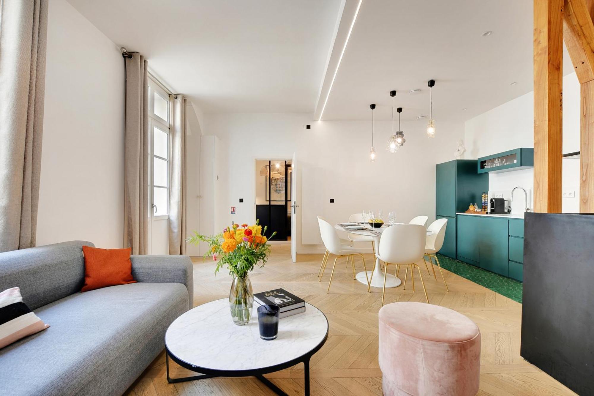 Sereners - Charming Serviced - Place Des Vosges Appartamento Parigi