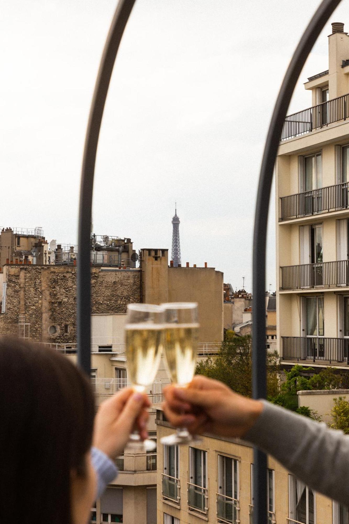 Hotel Bonsoir Madame Paris