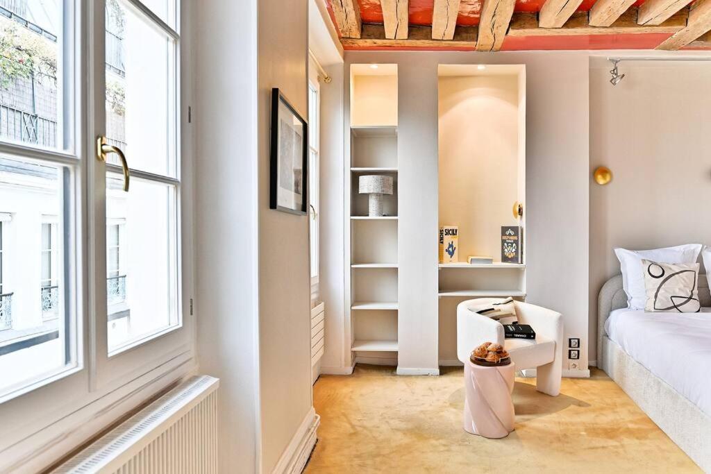 Appartamento Chic Dans Le Prestigieux 7eme Arrondissement Parigi