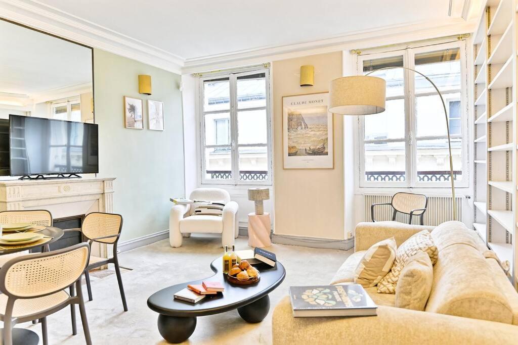 Chic Dans Le Prestigieux 7eme Arrondissement Appartamento Parigi