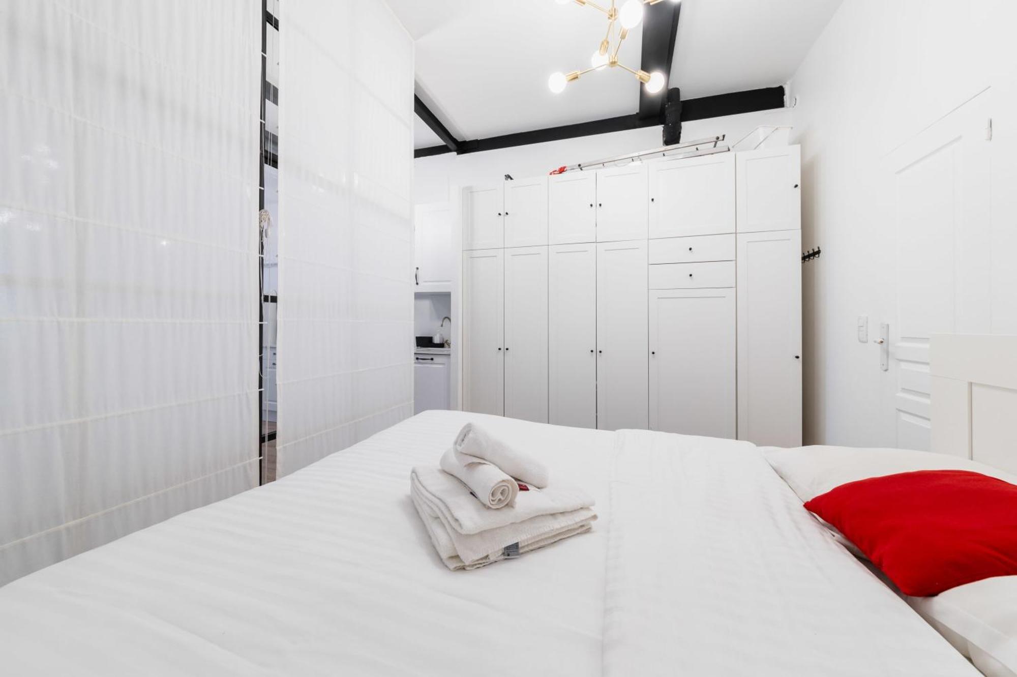 Equipe Proche Sacre Coeur - 4p - Flat-guest Apartment *