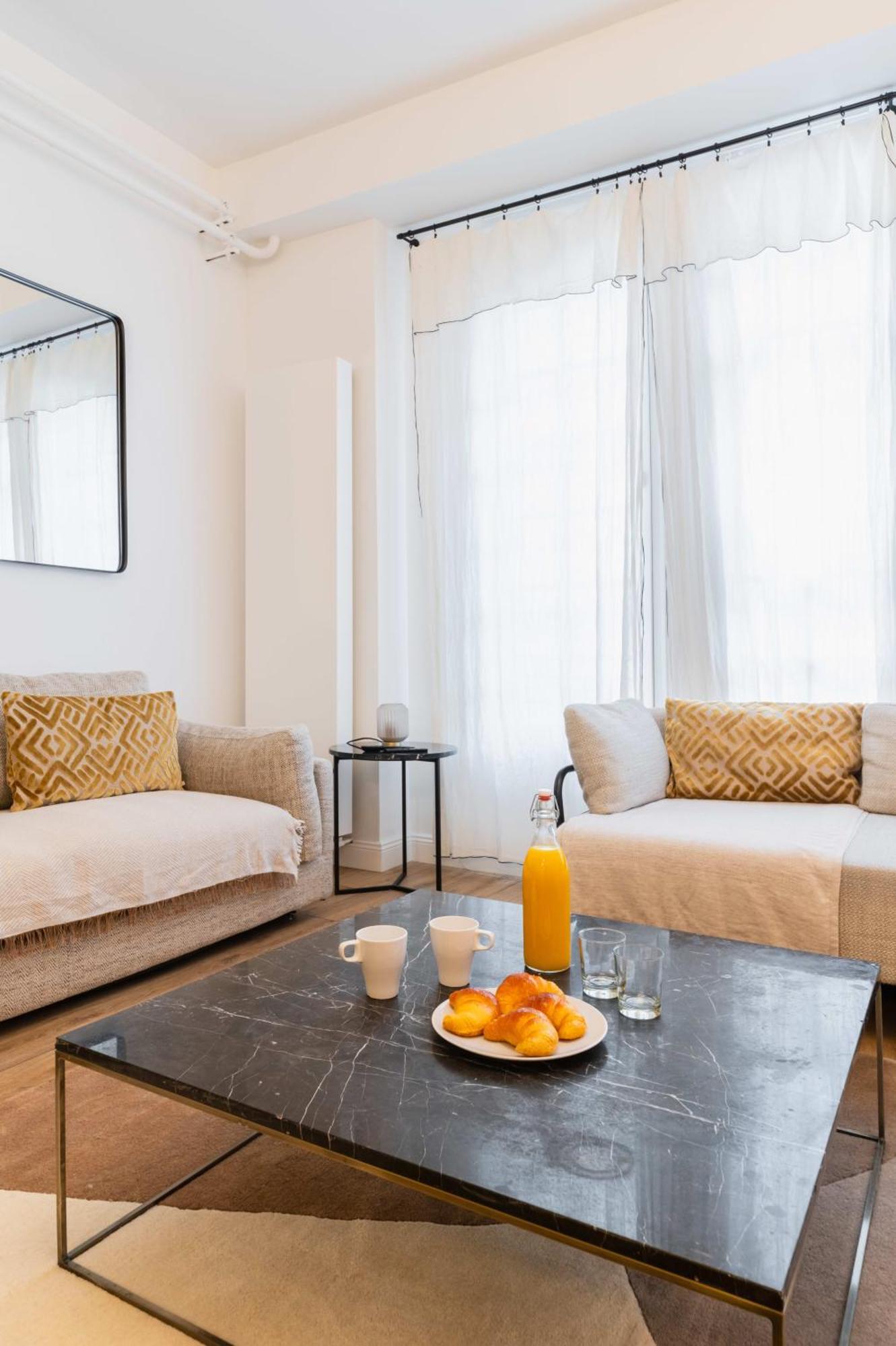 Apartment Equipe Proche Sacre Coeur - 4p - Flat-guest Paris