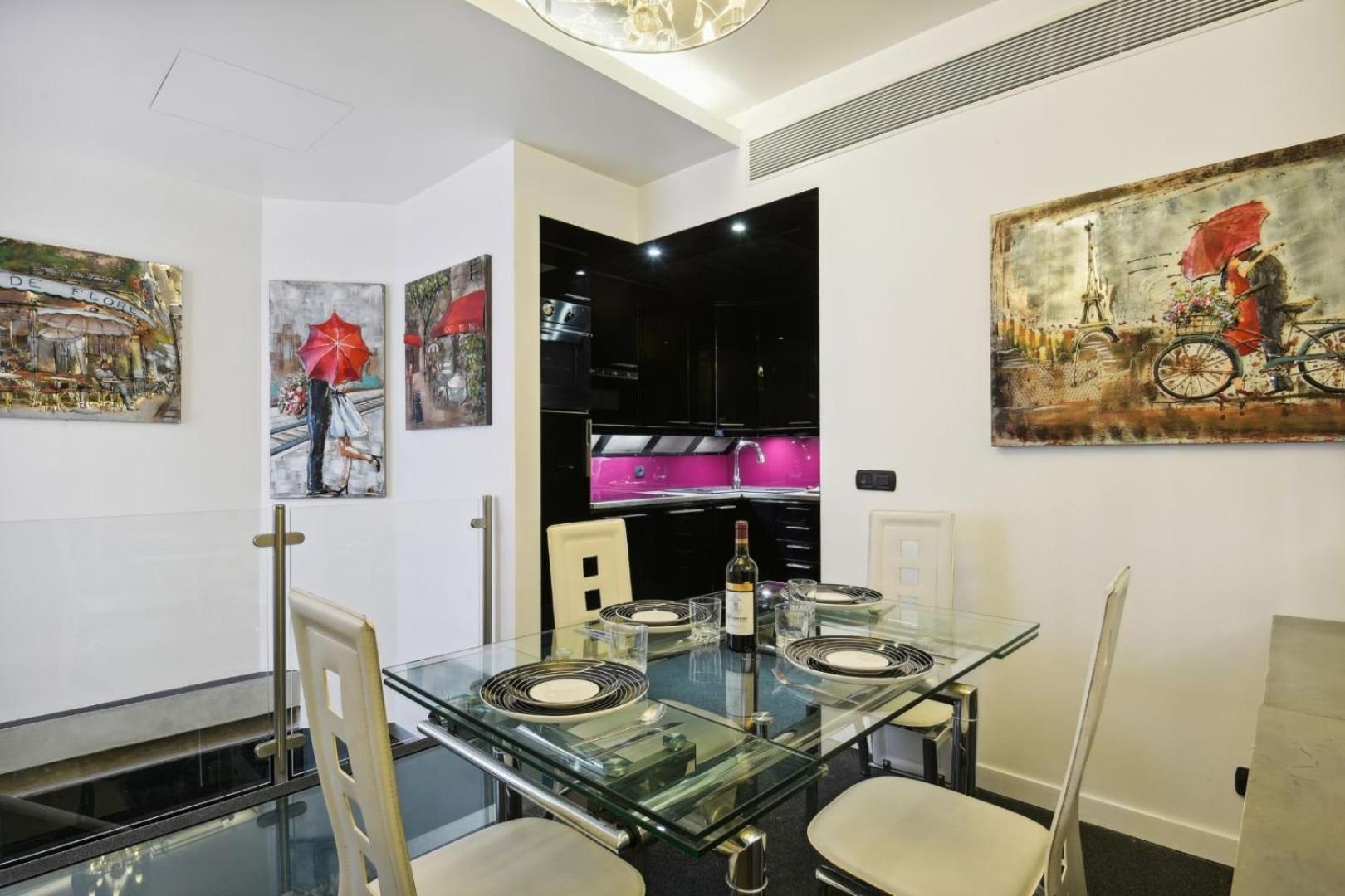 257 Pouchet - Superbe A Parigi