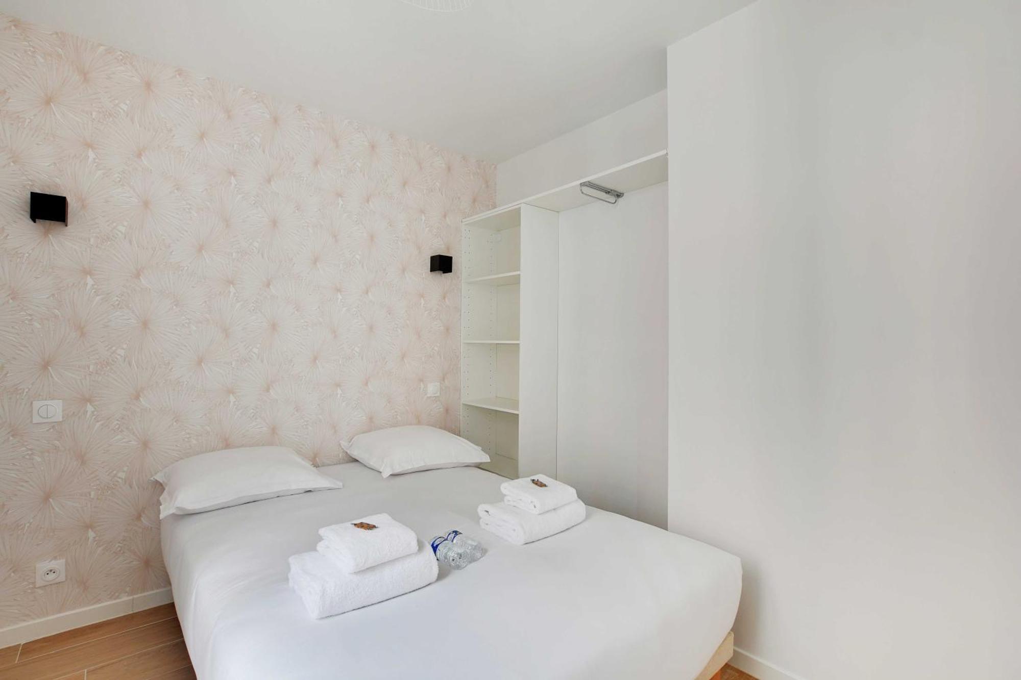 Appartamento Newly Renovated Republique Parigi