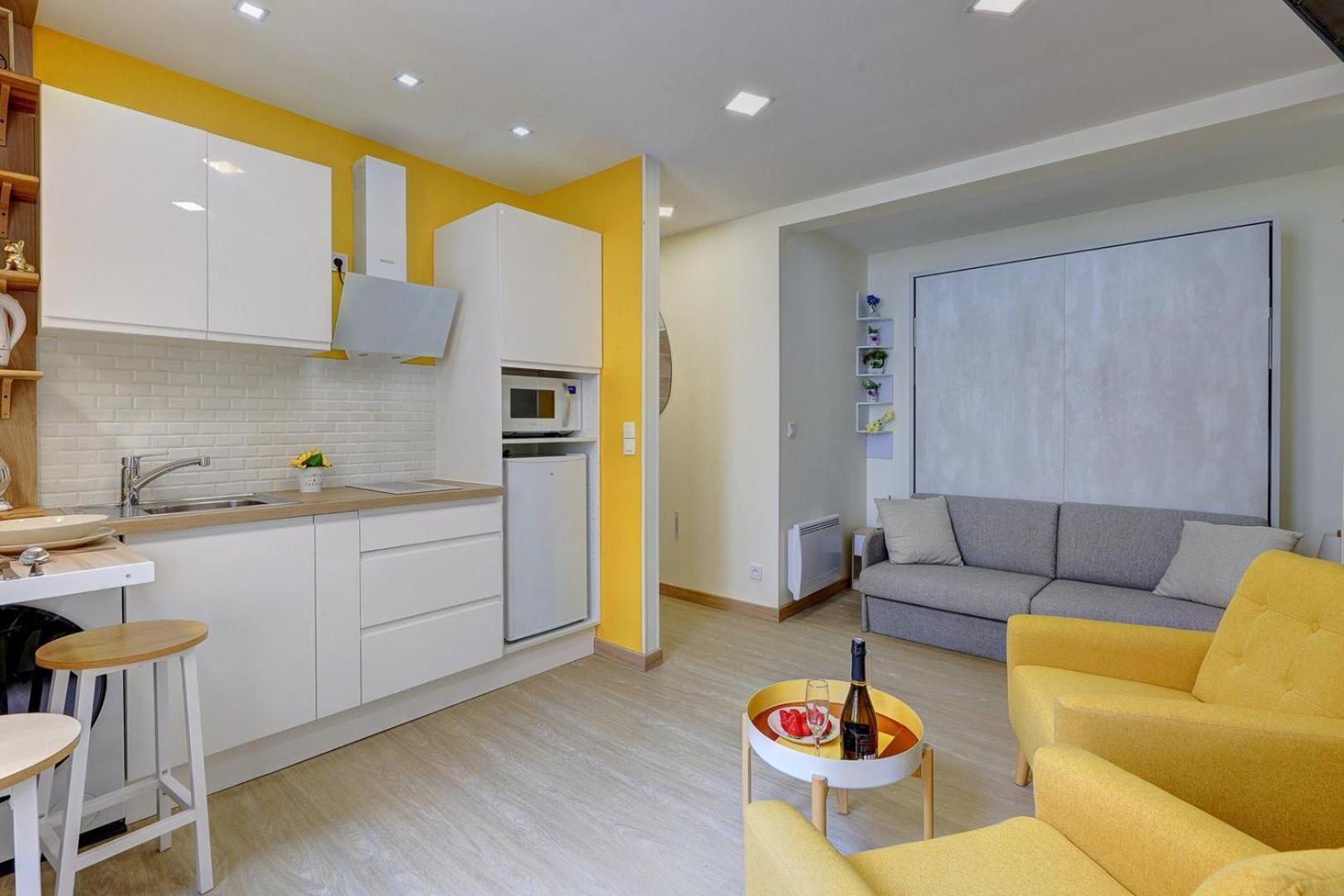 408 Montorgueil - Superbe A * Paris