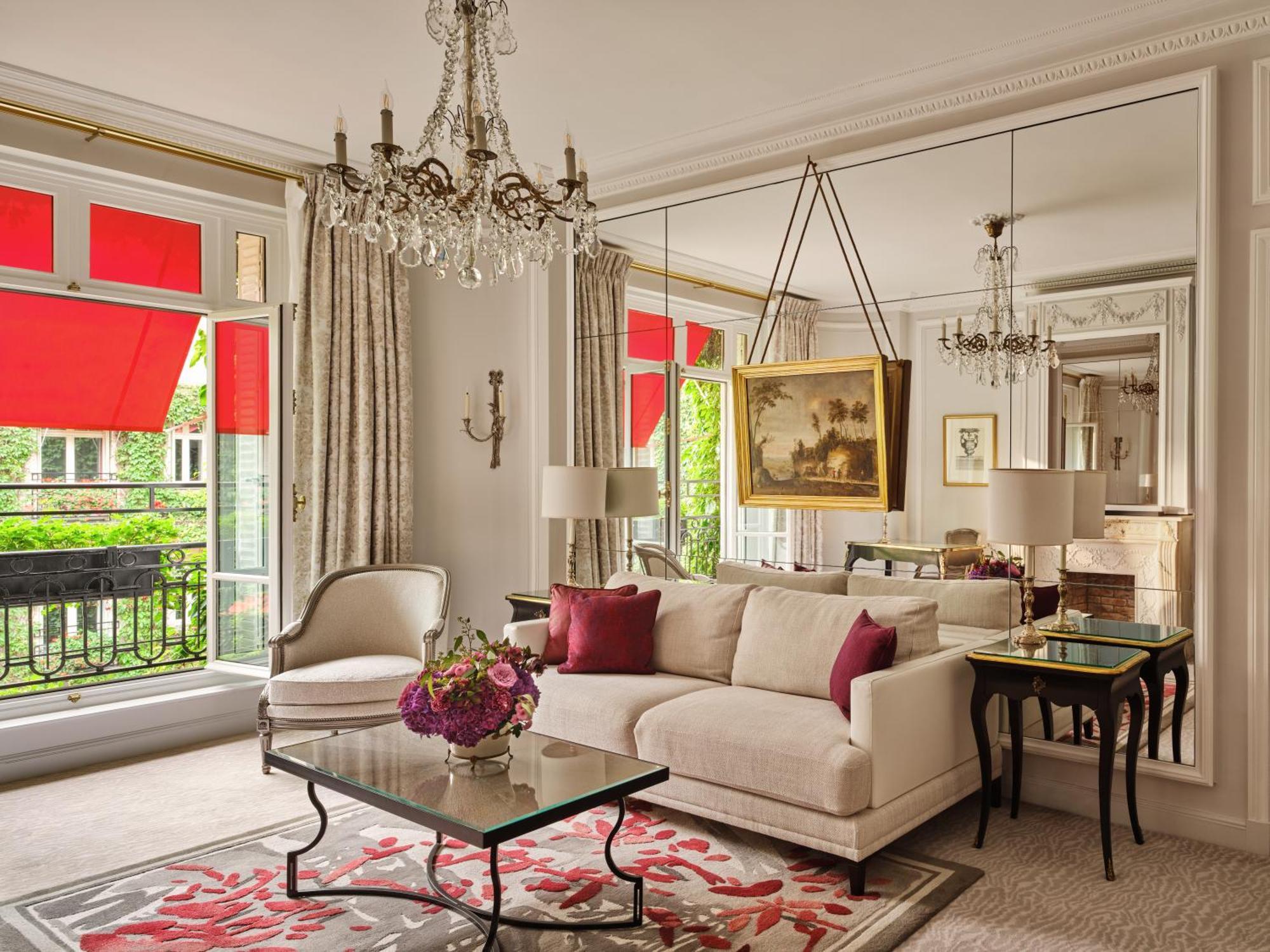 Hotel Plaza Athénée - Dorchester Collection