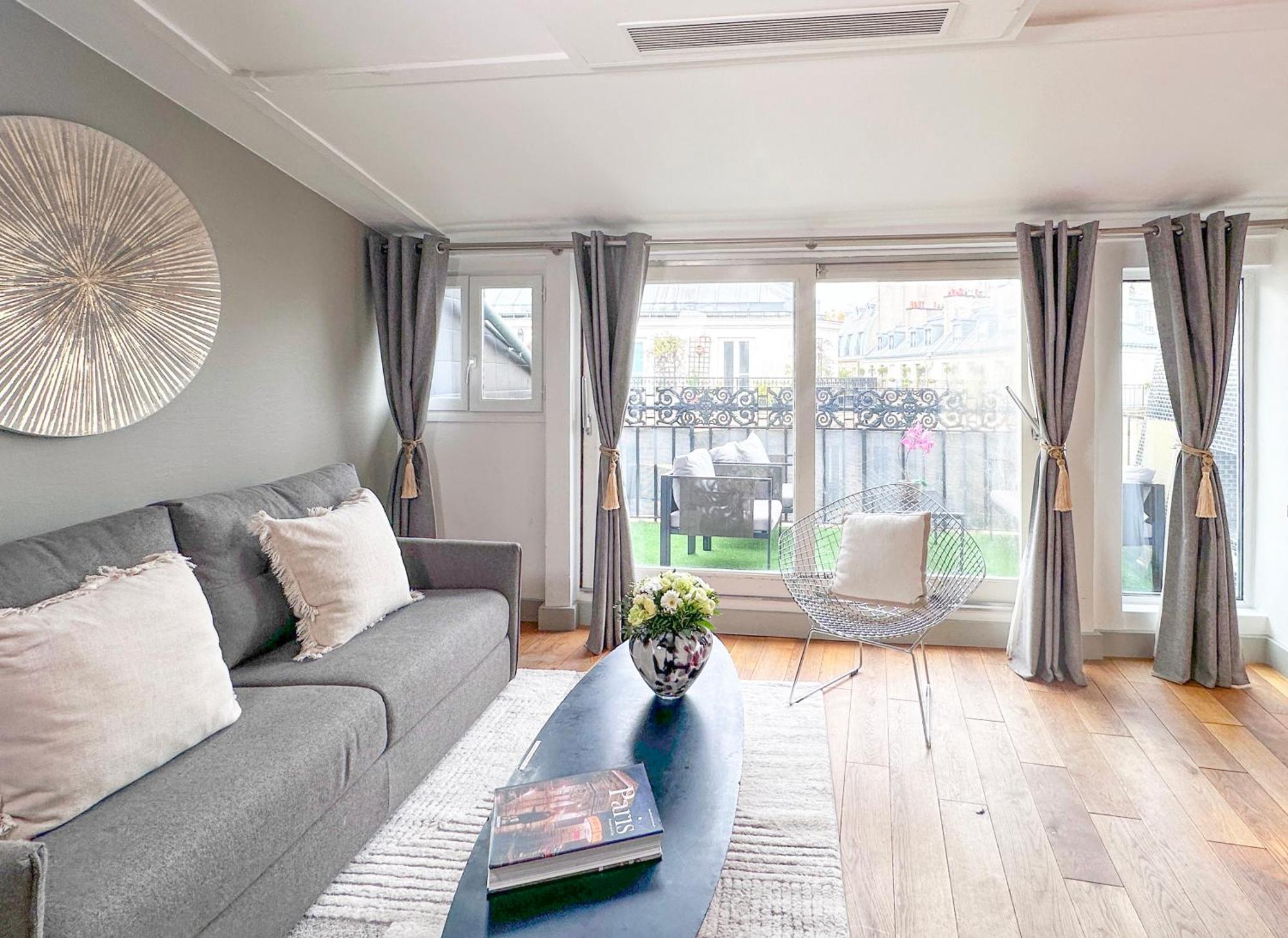 St Michel Apartment