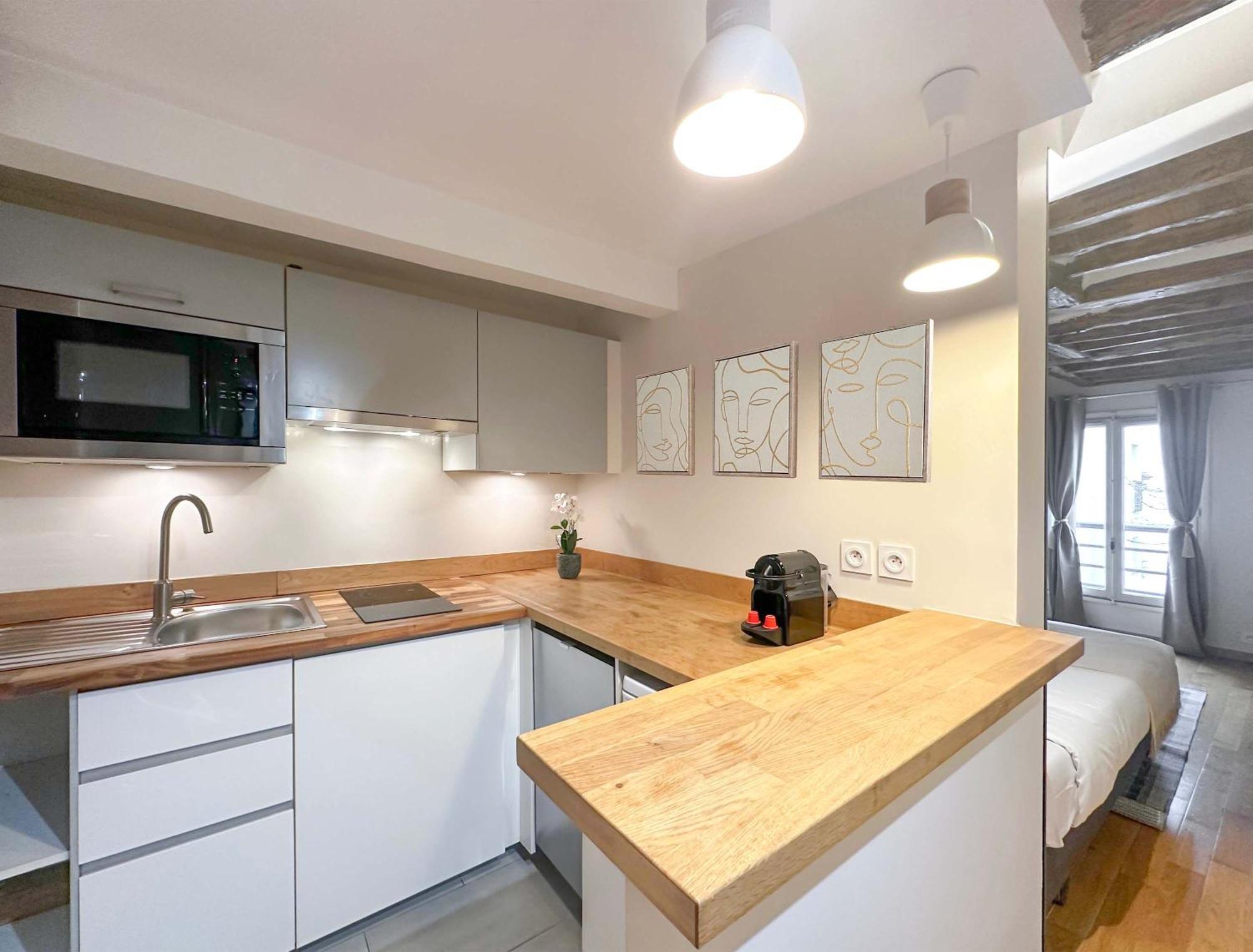 Authentic Flat Near Luxembourg Garden Apartment