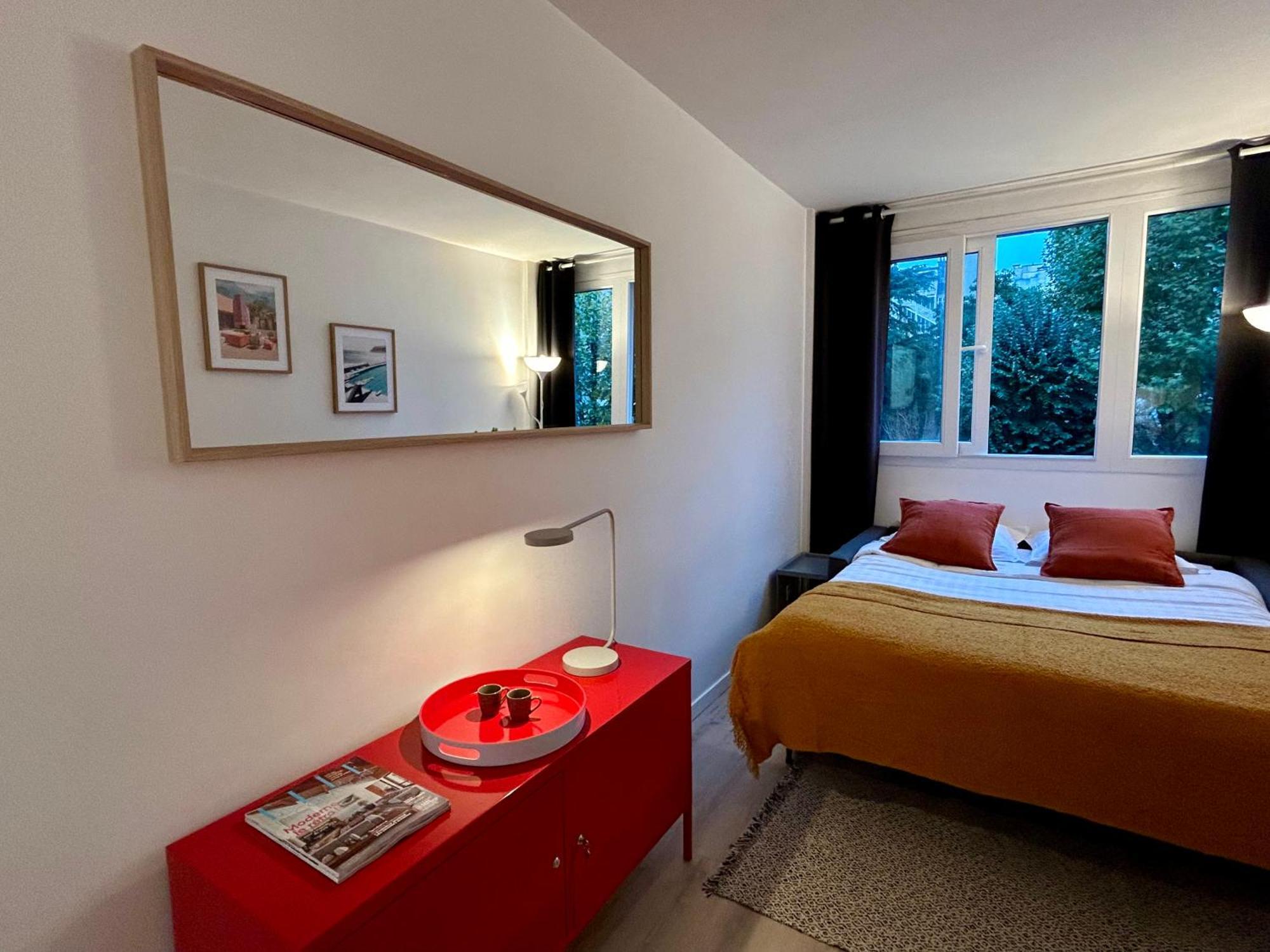 Fully Equipped Near Metro Appartamento Parigi