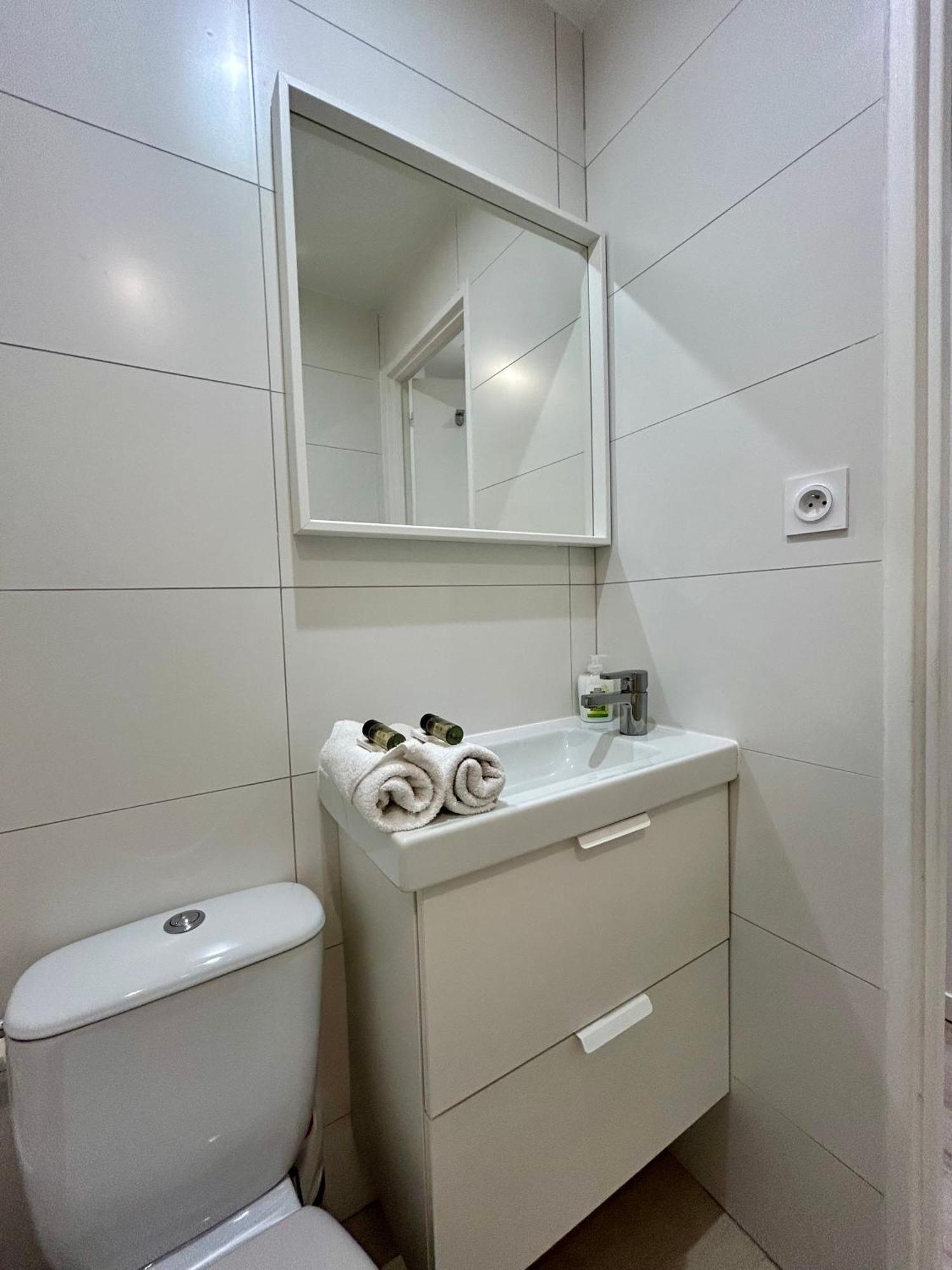 Fully Equipped Near Metro * Parigi