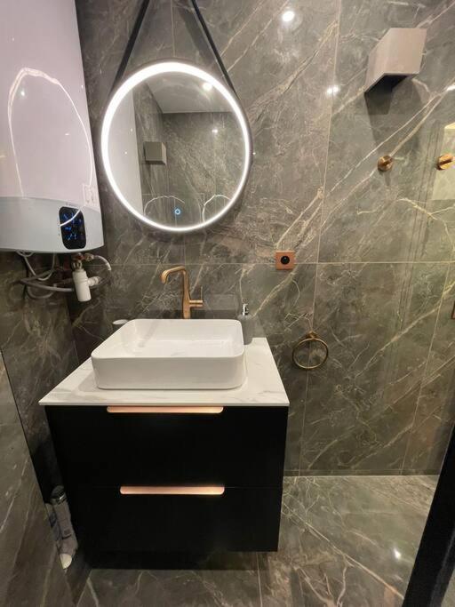 Appartamento Cosy 8e Champs Elysees Miromesnil *