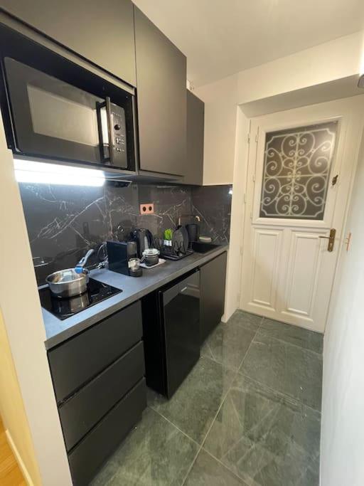Cosy 8e Champs Elysees Miromesnil Appartamento
