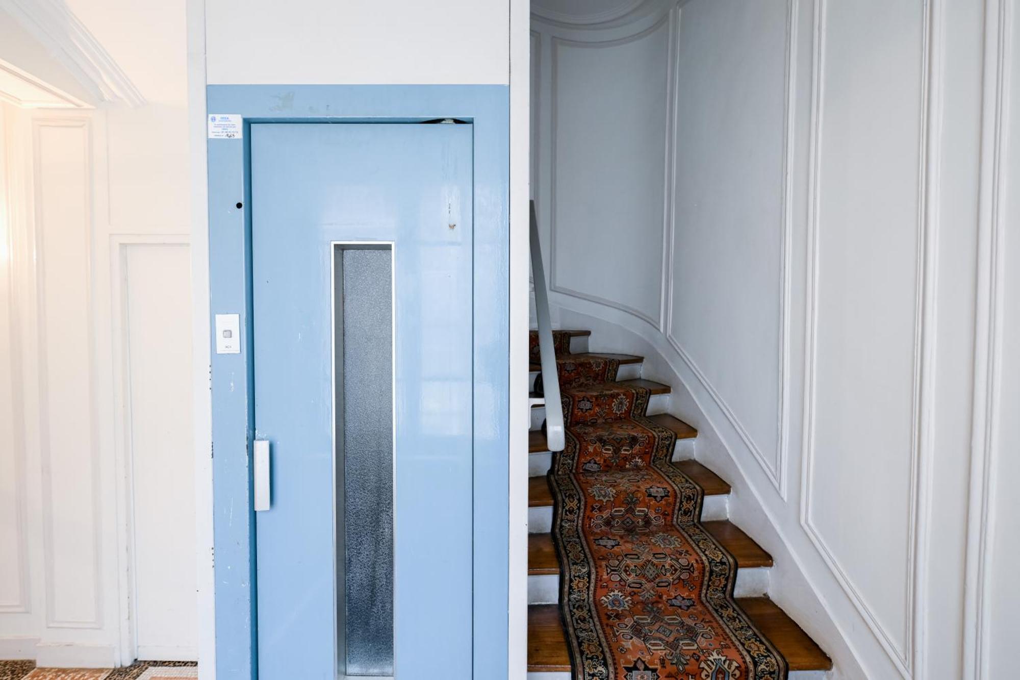 Entire Paris, 3rd Floor With Elevator Appartamento *