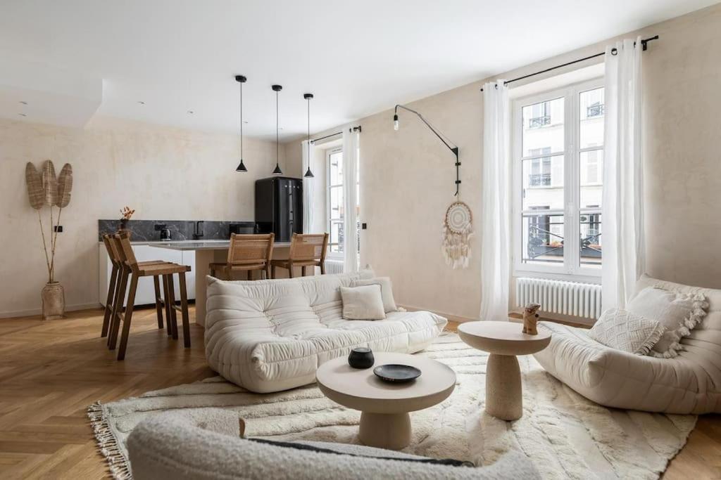 Amazing Flat In An Amazing Montmartre Street * Parigi