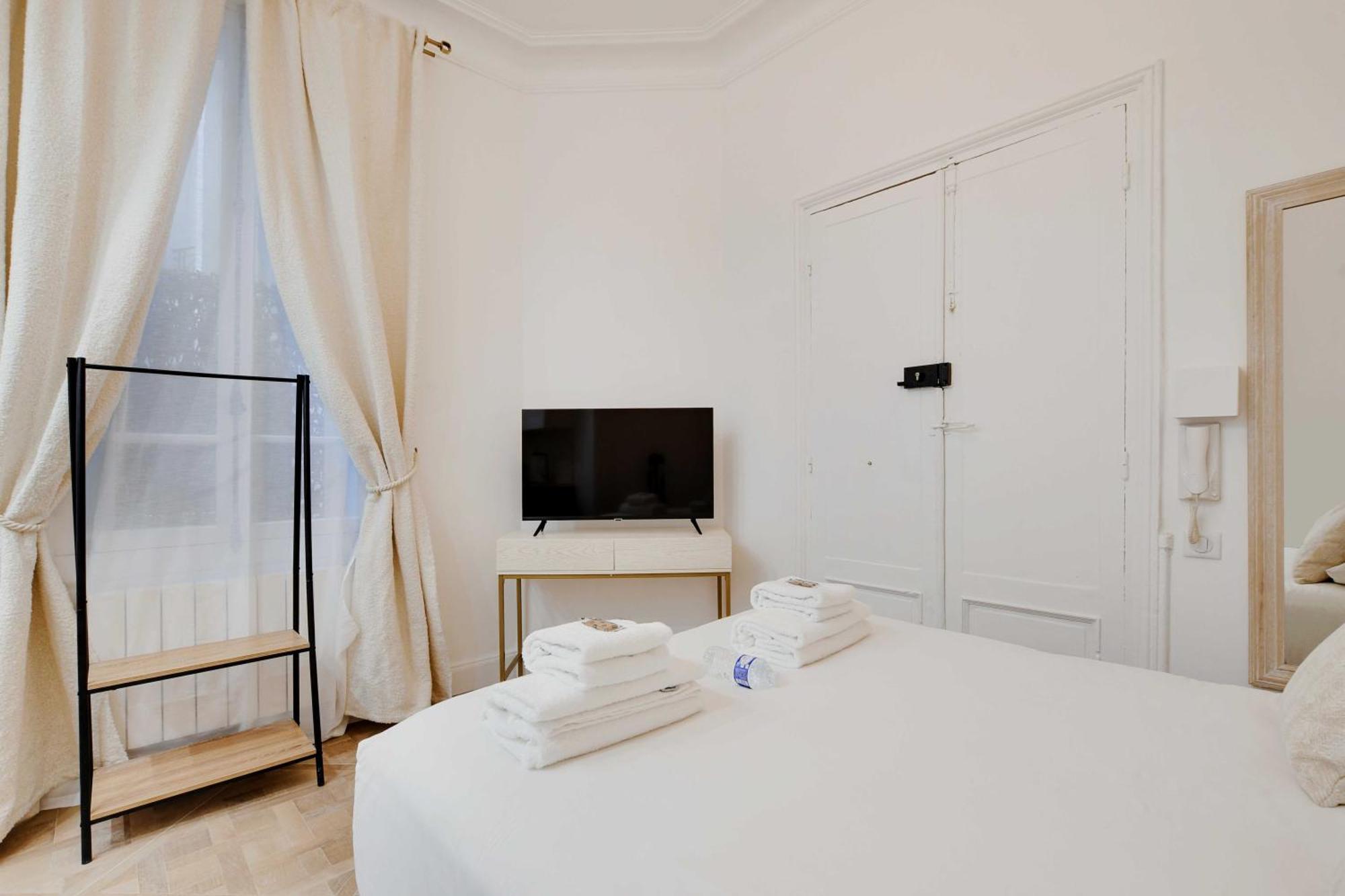 Charming Studio - 2p - Eiffel Tower * Parigi