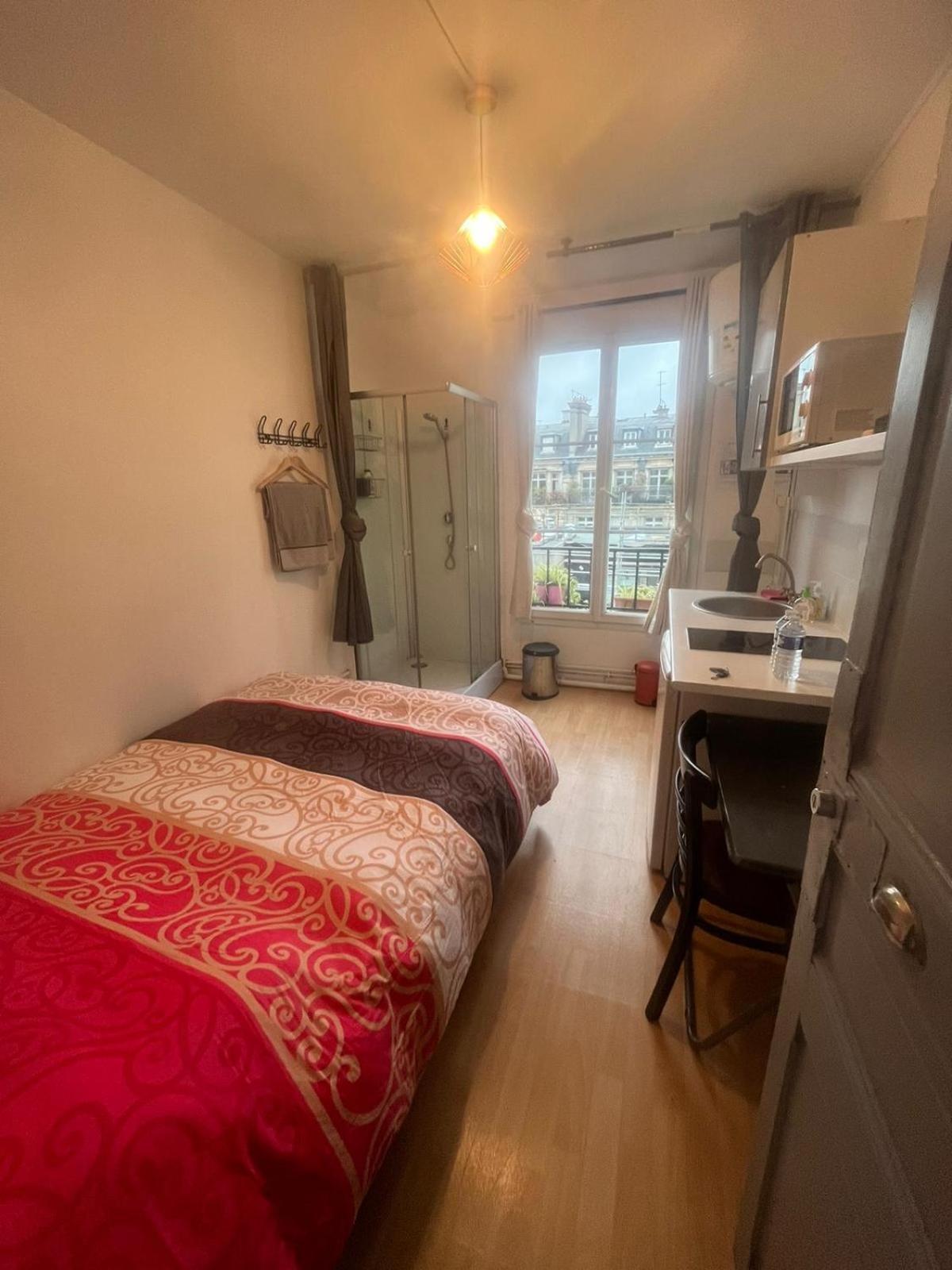 Appartamento Cosy In Parisian Area 16th Parigi