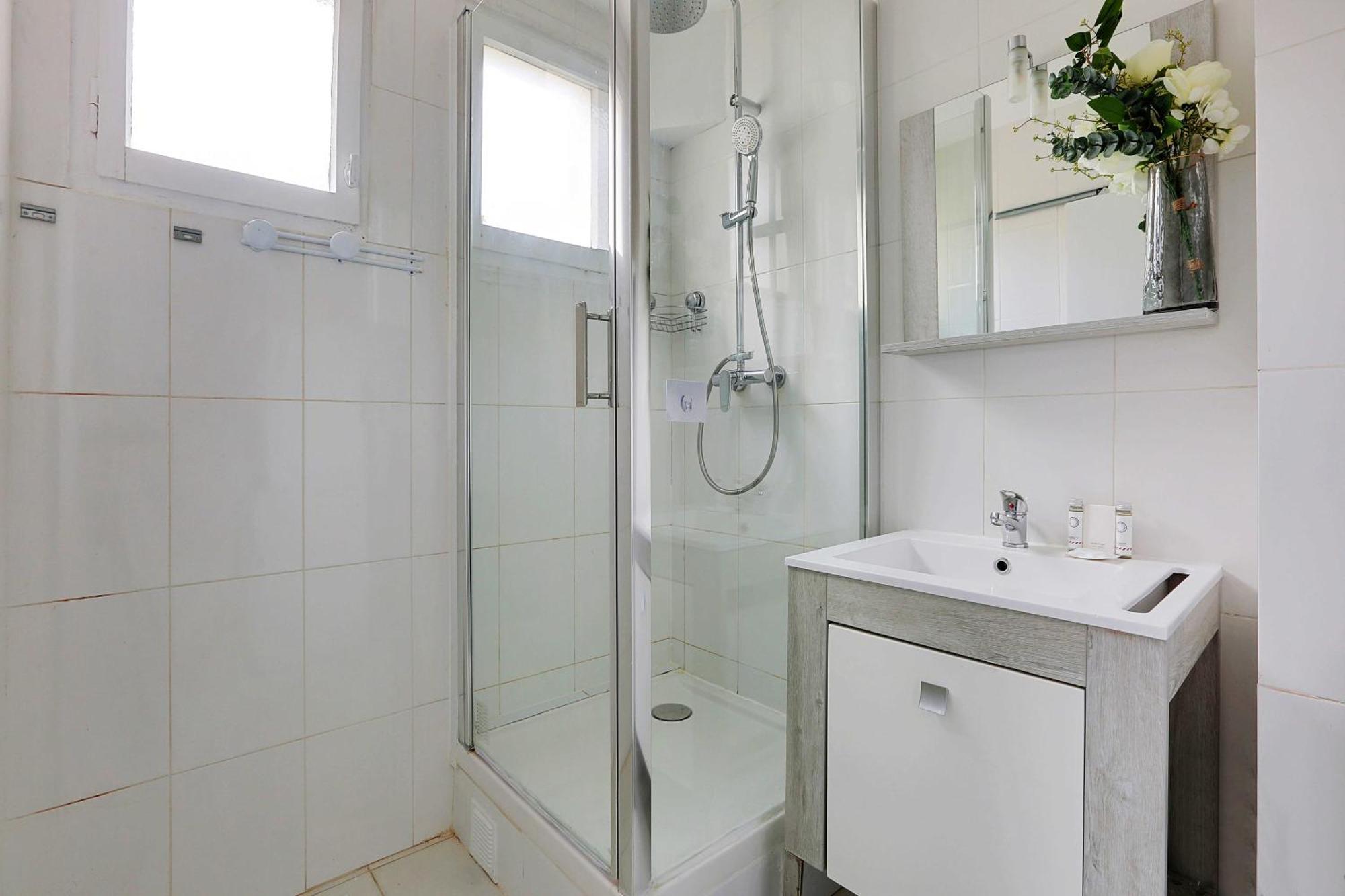 Charming - 2br-6p - Expo