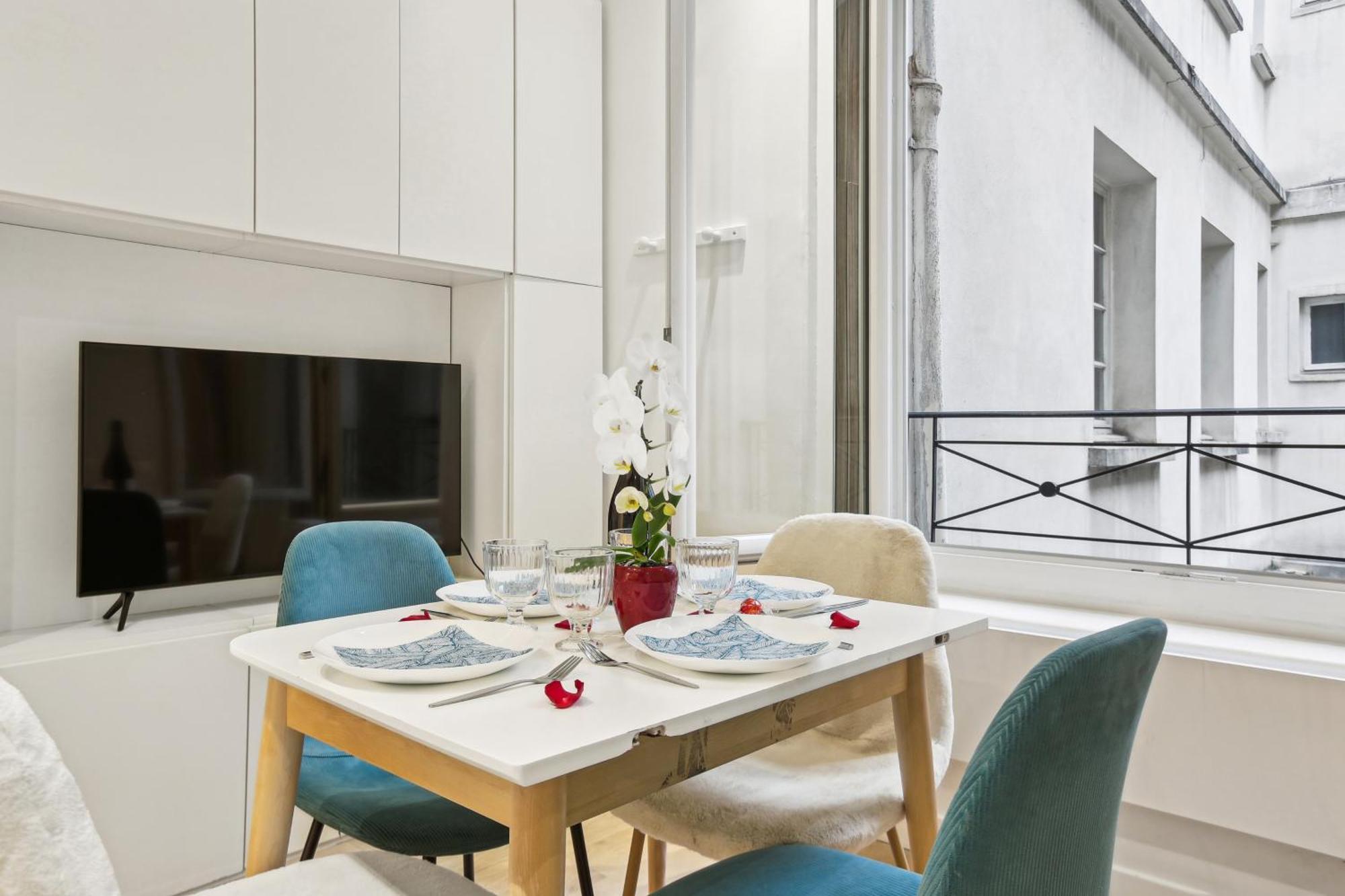Lavie Maison : Ac & Center Of Apartment Paris