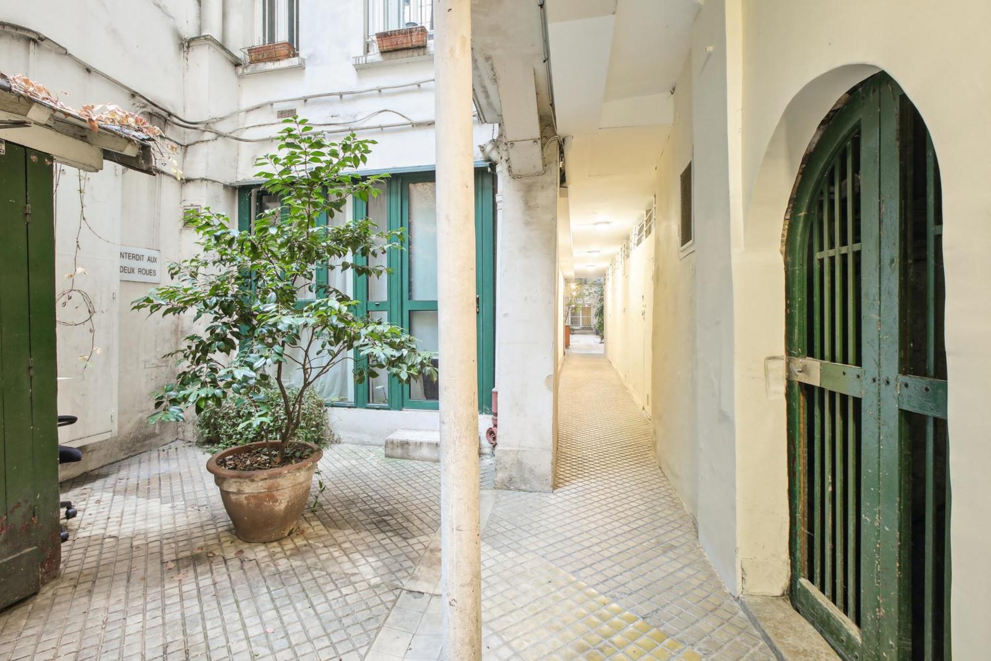 Lavie Maison : Ac & Center Of Paris