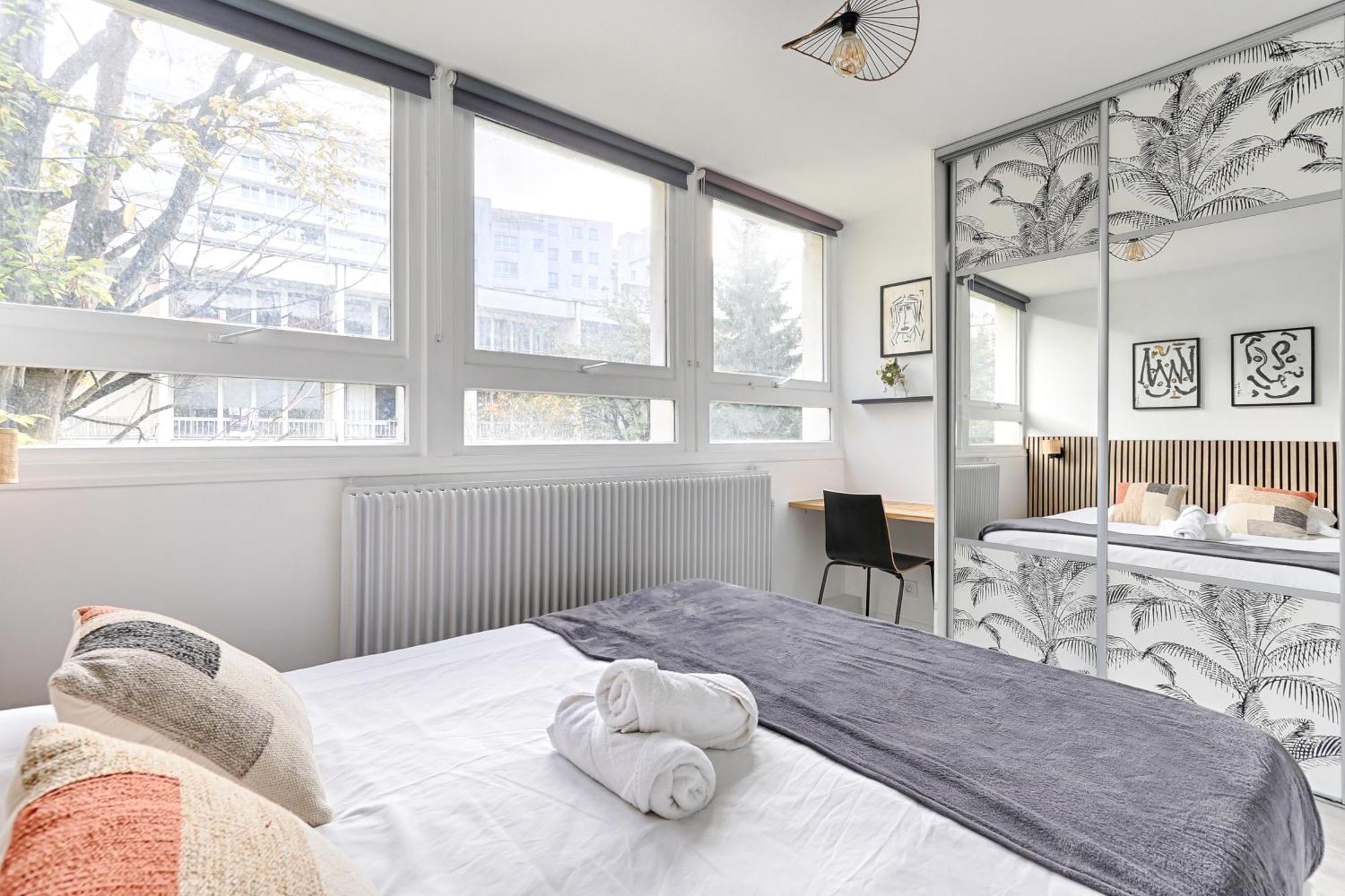 Appartamento Saint Fargeau Gambetta Iii Lovely 4p-1br