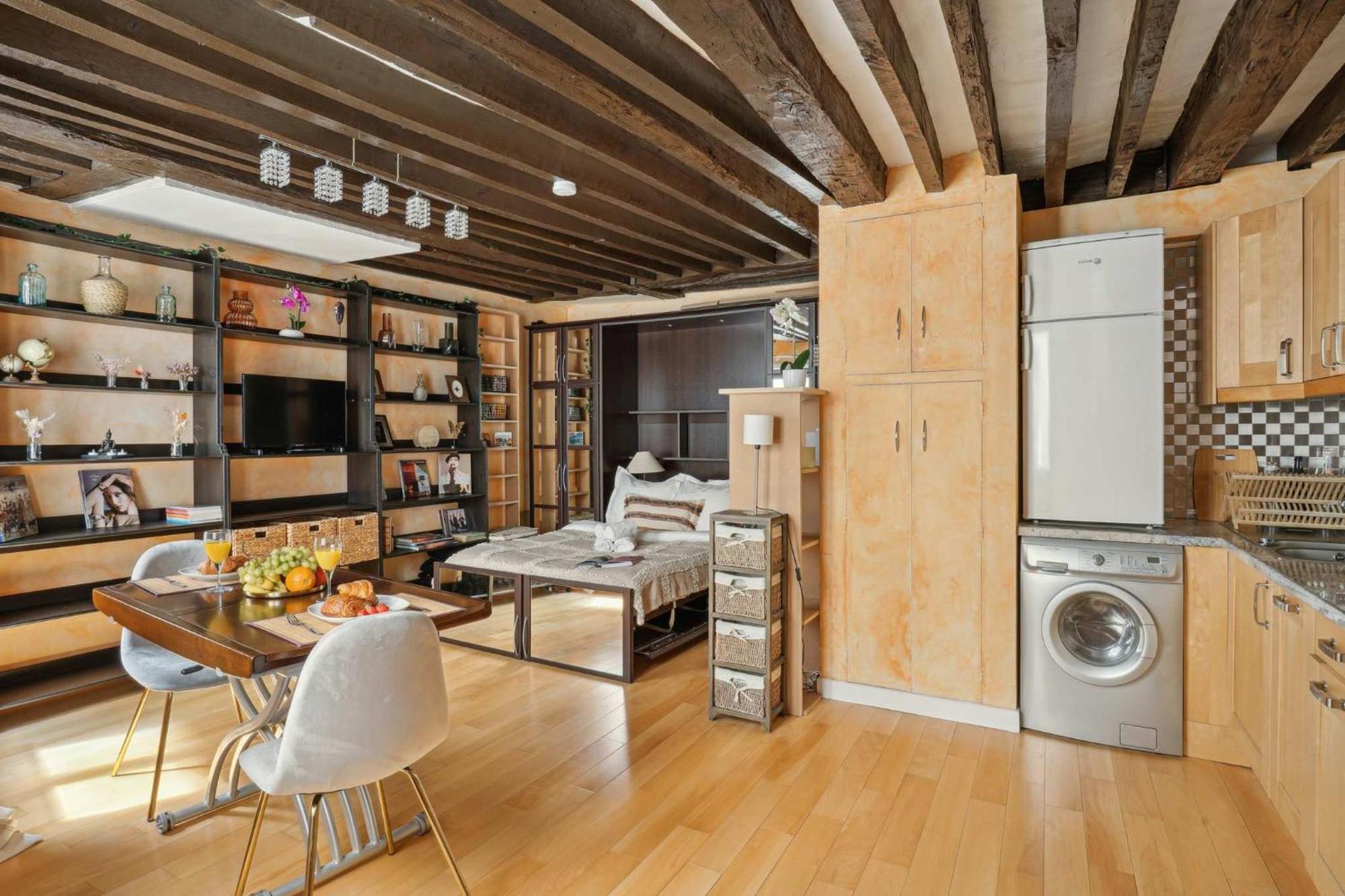 Le Marais & Pompidou - Cityapartmentstay Apartment *