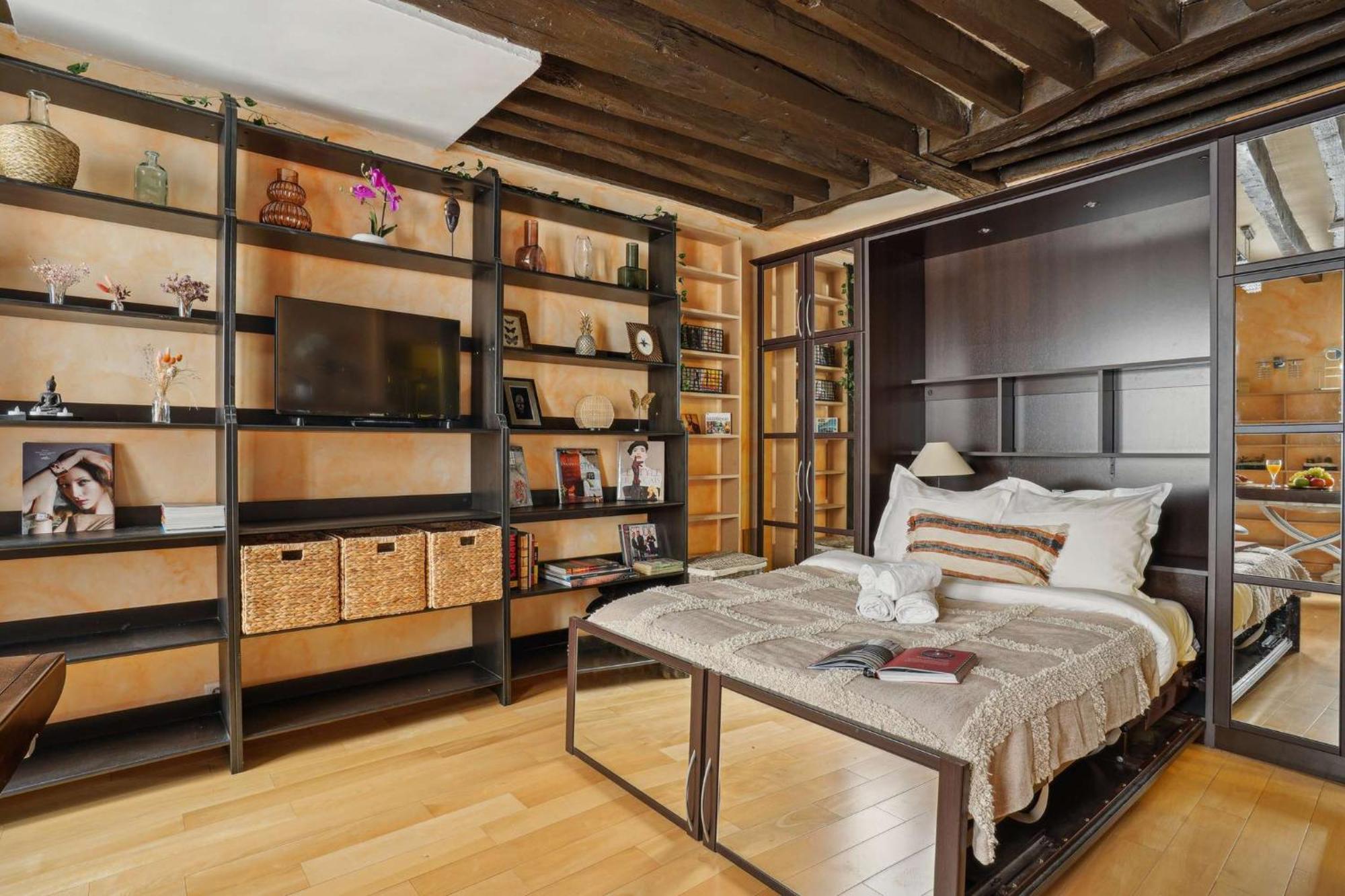 Le Marais & Pompidou - Cityapartmentstay Paris