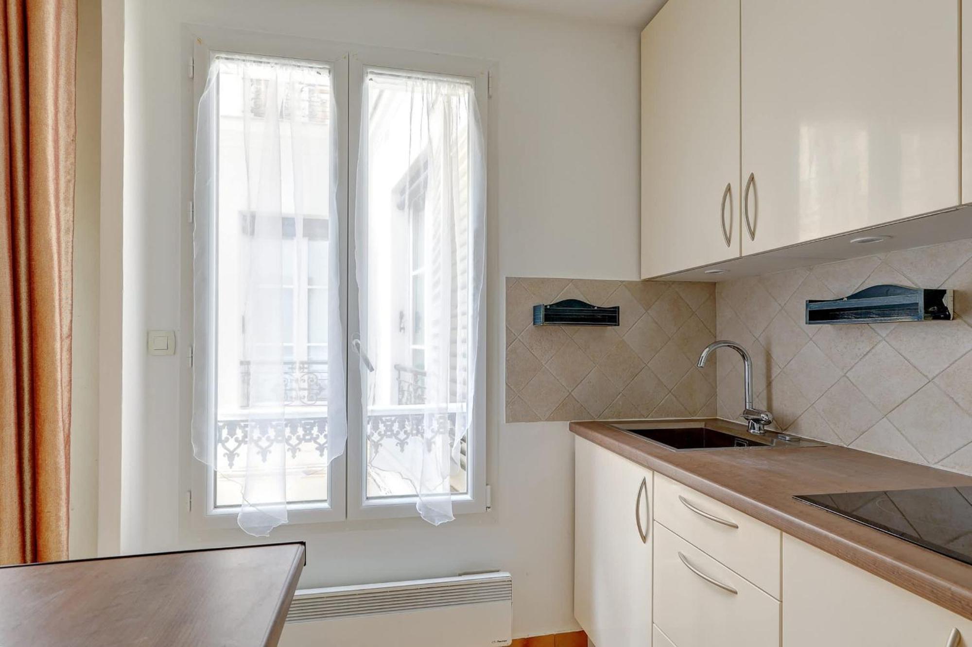 Invalides & Rue Cler - 1br - Cityapartmentstay *