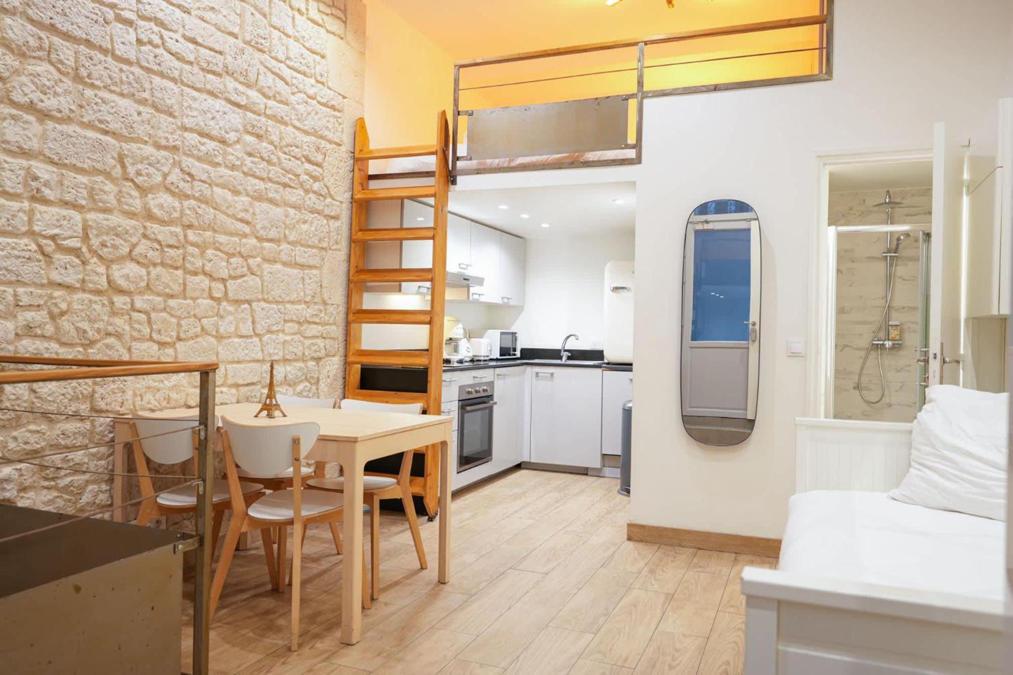 Loft 2 Bedroom Marais, Notre Dame Ac By Lcc Agency Paris