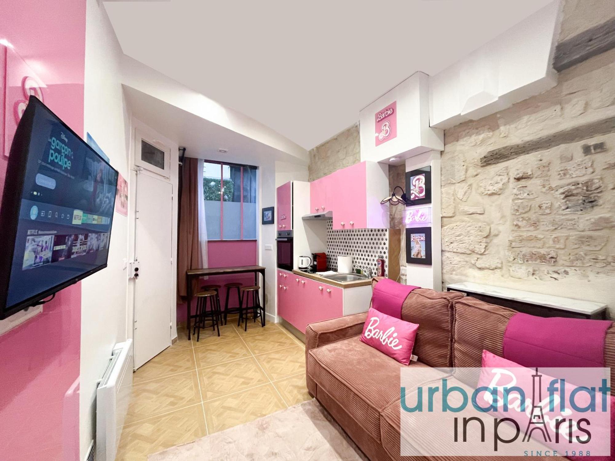 Urban Flat 193 - Barbie In Appartamento Parigi
