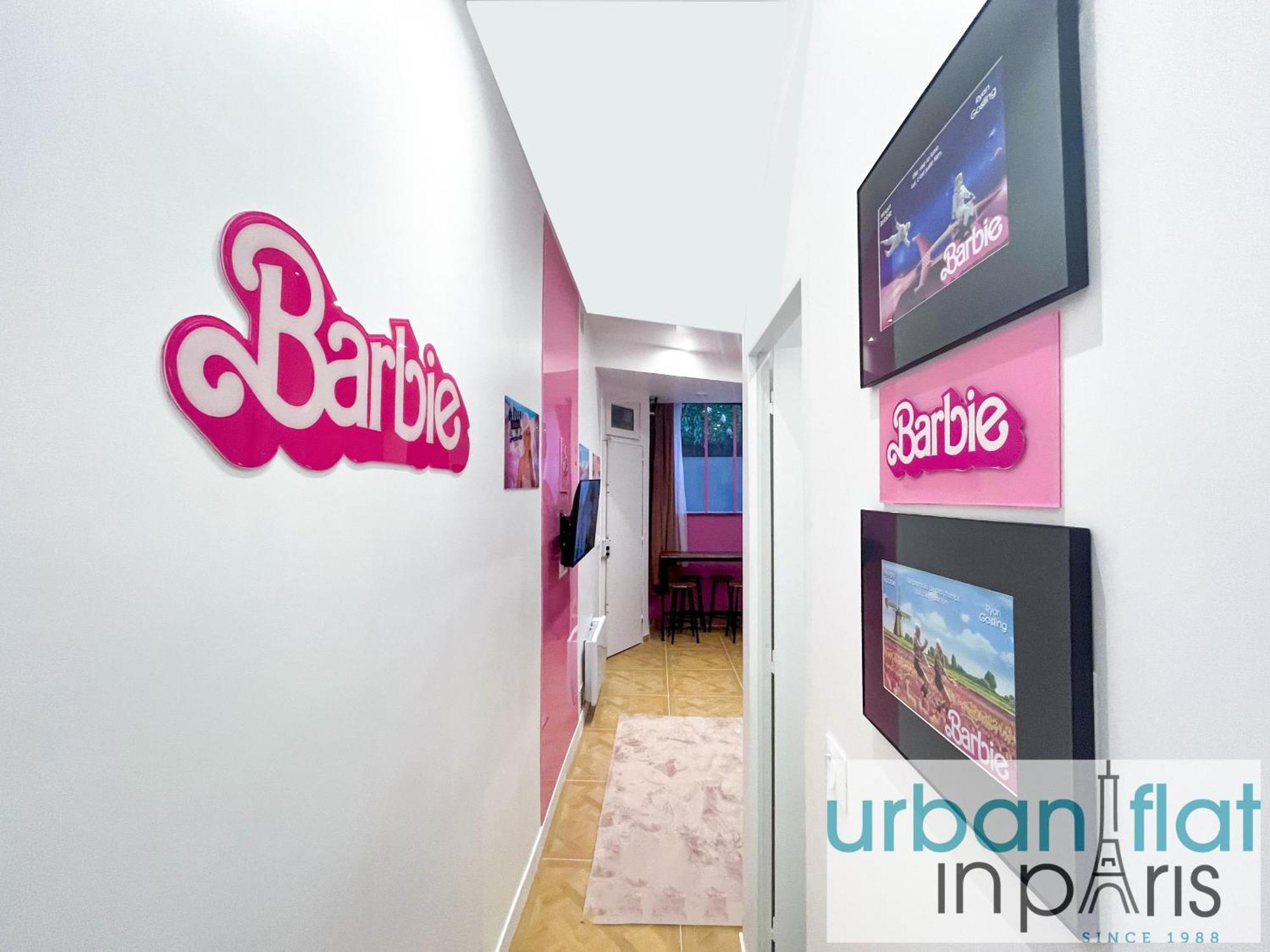Urban Flat 193 - Barbie In Appartamento *
