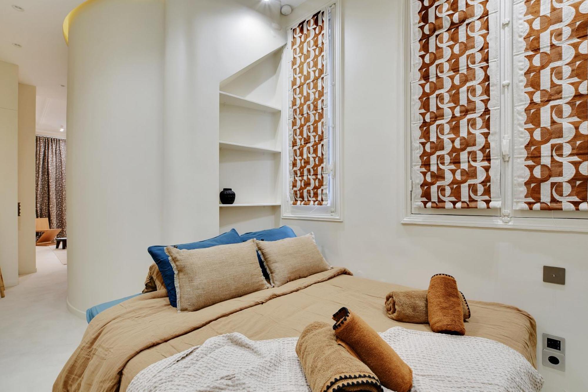 Petit Luxe Parisien - 2p - Parc Monceau Apartment
