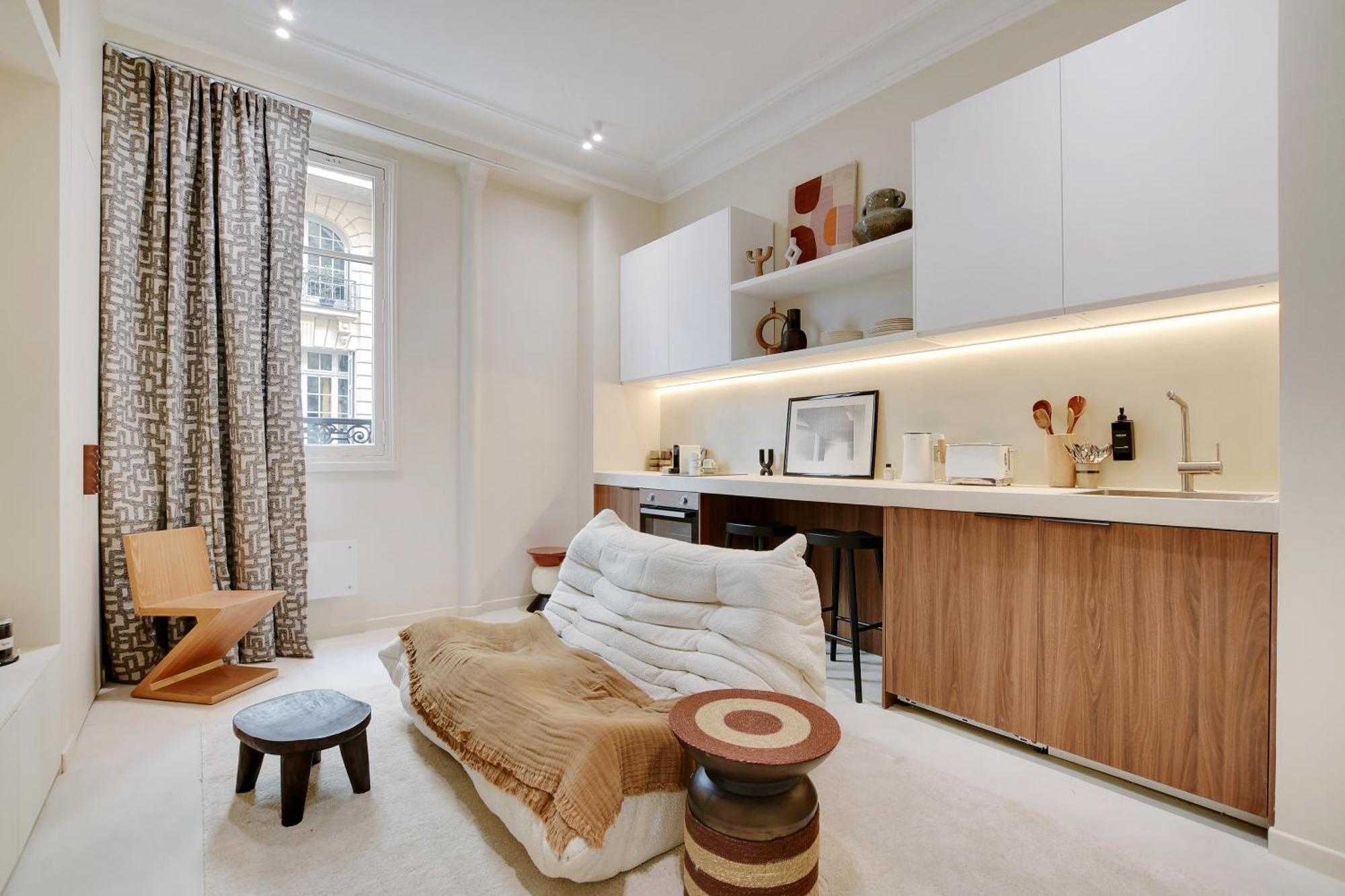Petit Luxe Parisien - 2p - Parc Monceau Apartment