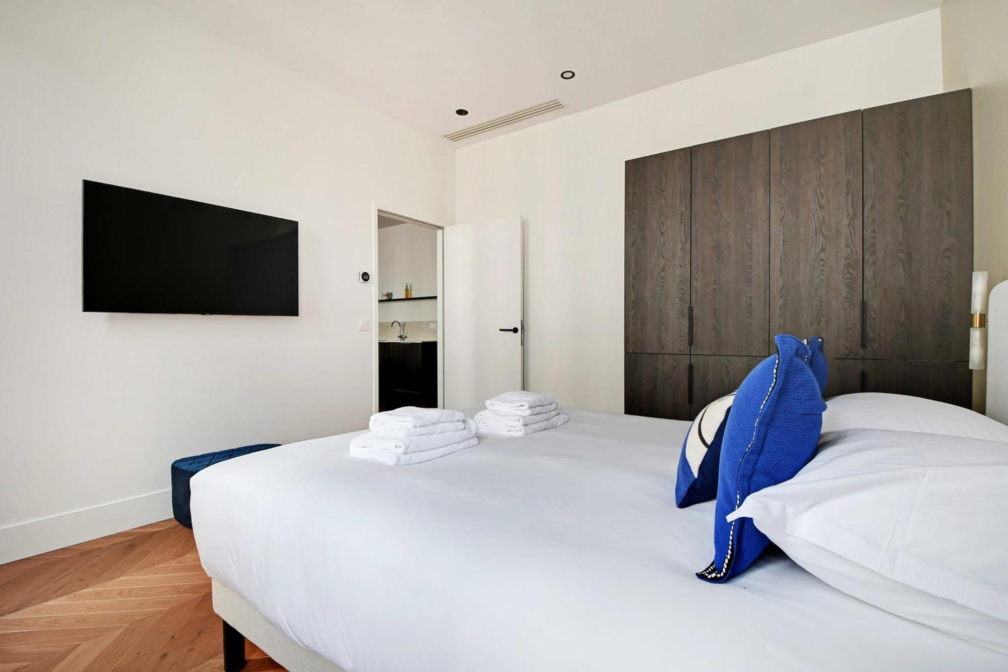 Welcoming - 2br - 6p - Opera Appartamento